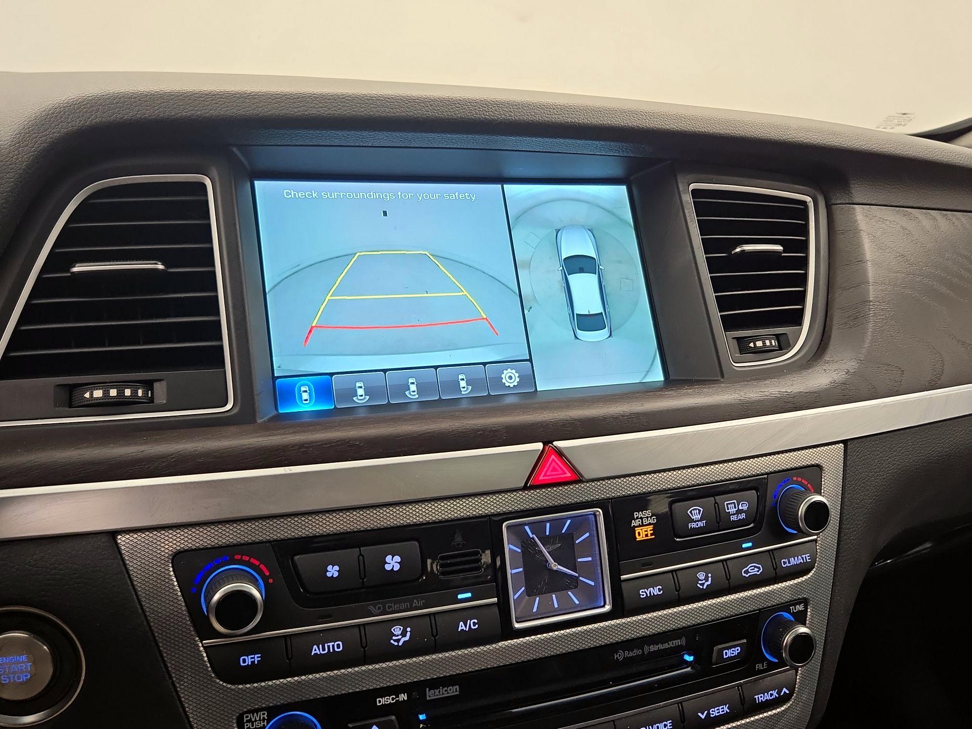 Thumbnail: 2018 Genesis G80 - 15