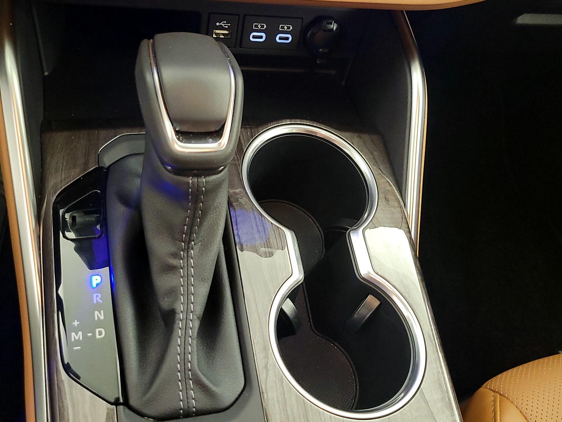 Thumbnail: 2025 Toyota Highlander - 17