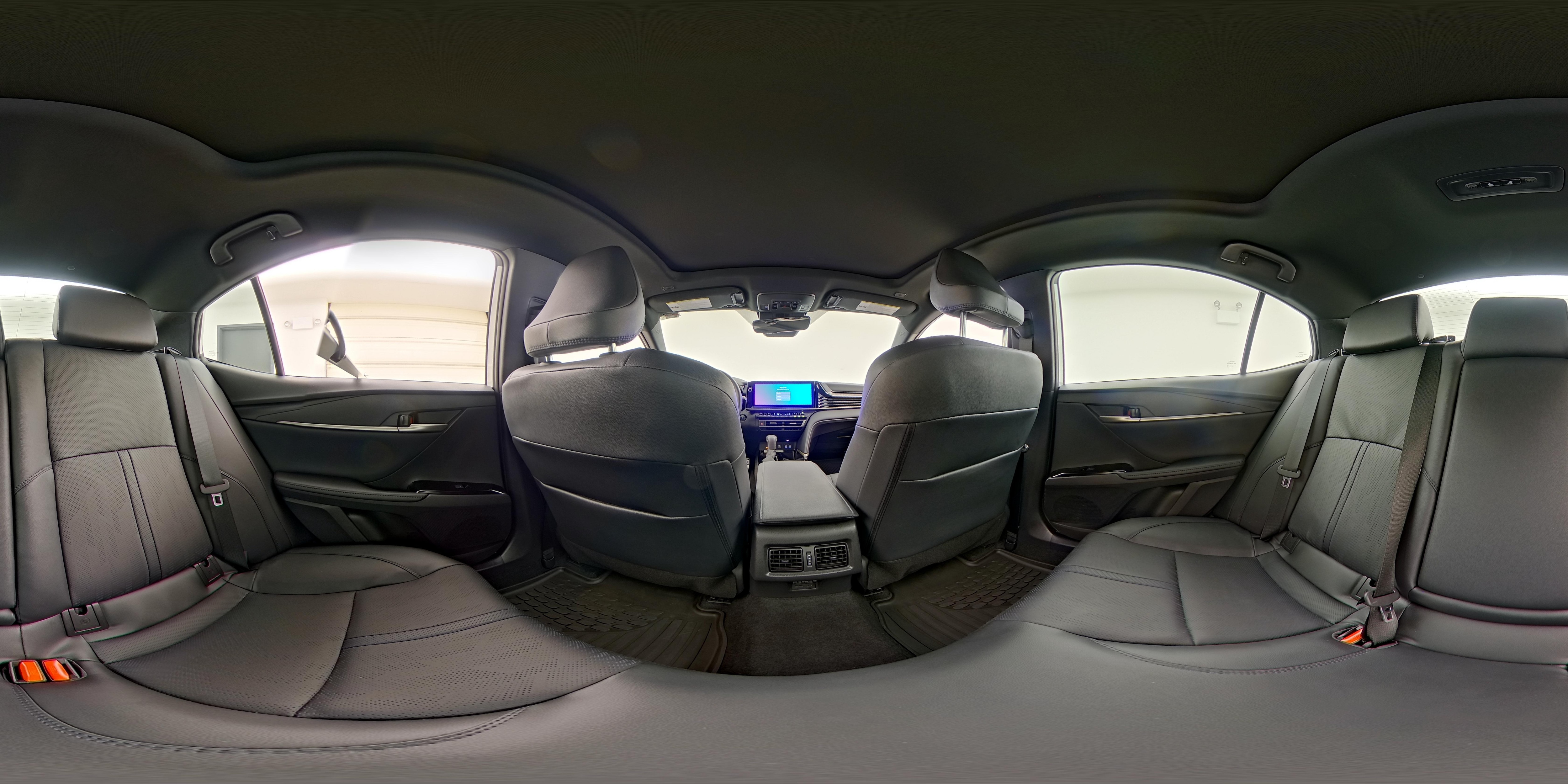 2025 Toyota Camry XSE - Photo 26