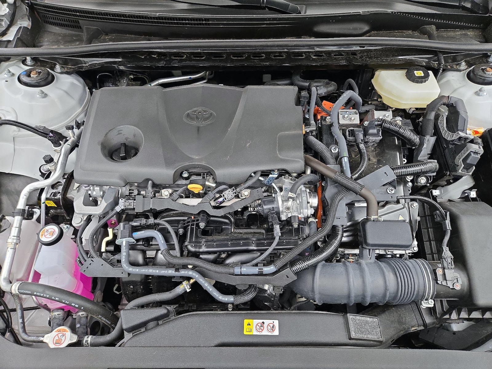 2025 Toyota Camry XSE - Photo 23
