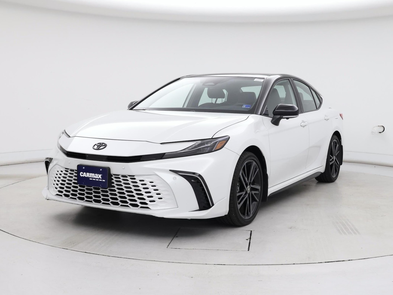 2025 Toyota Camry XSE - Photo 5