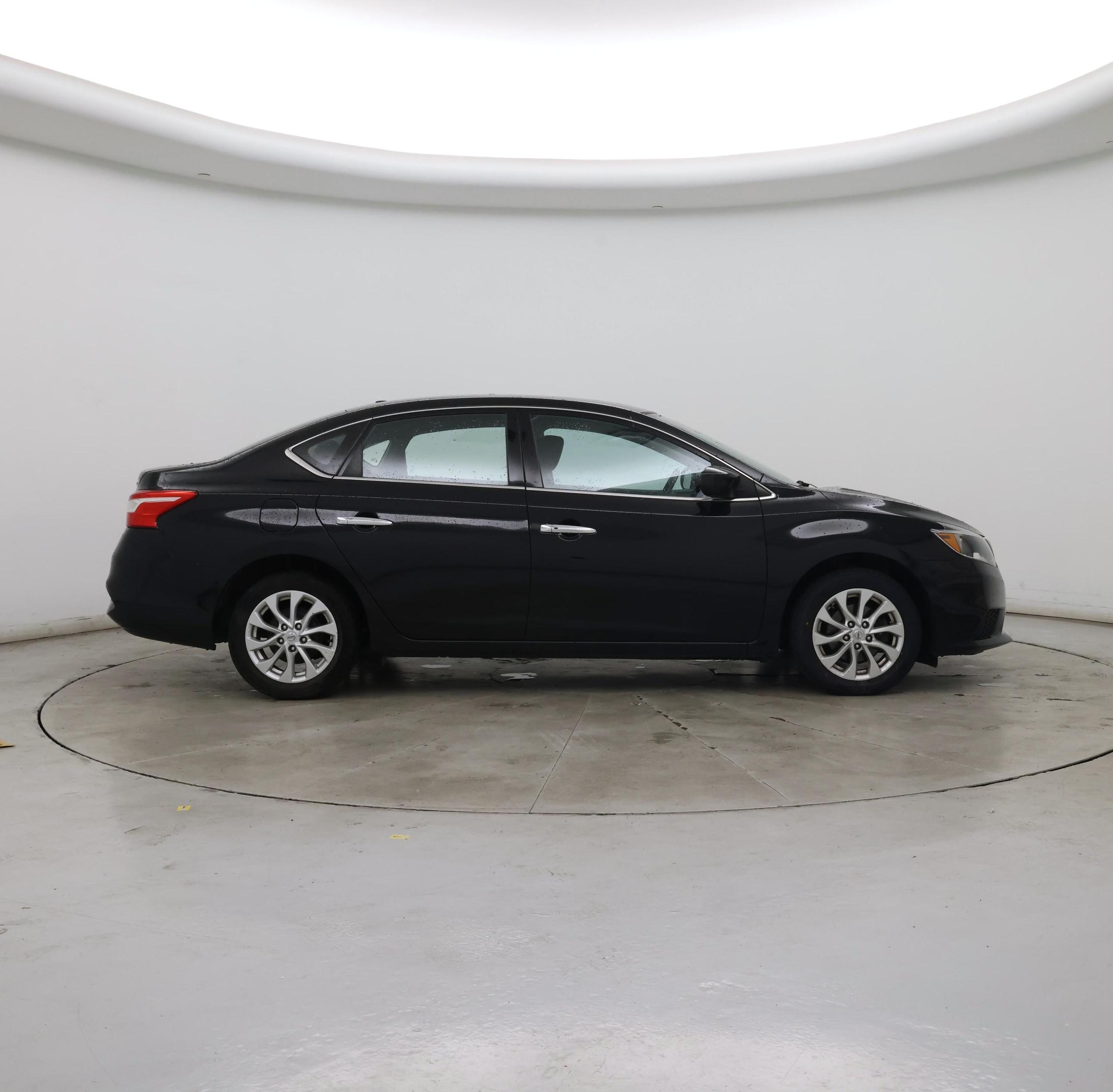 Thumbnail: 2018 Nissan Sentra - 7