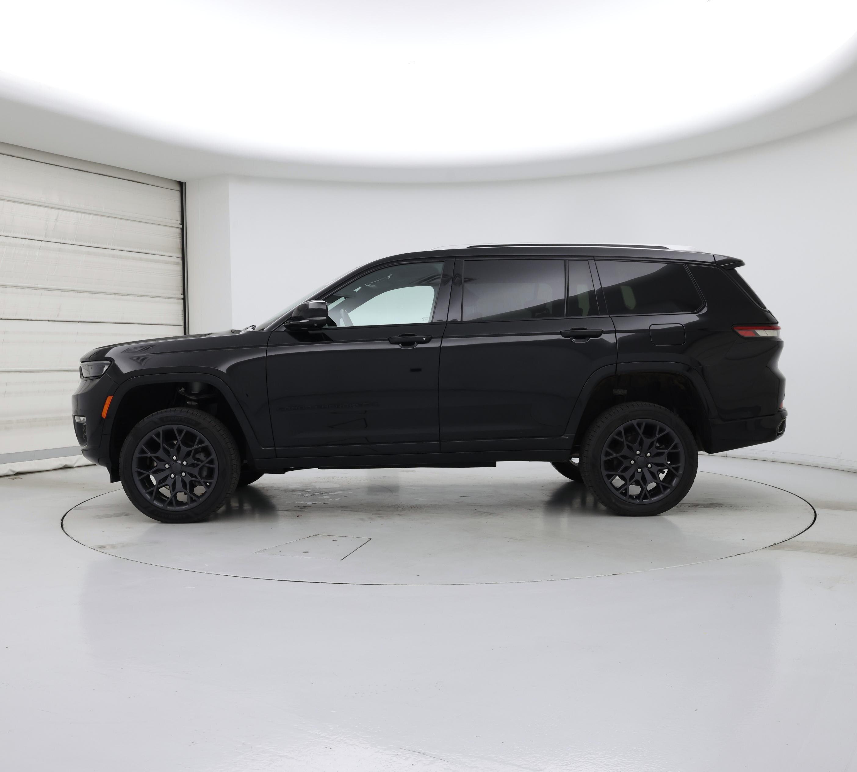 Thumbnail: 2023 Jeep Grand Cherokee L - 3