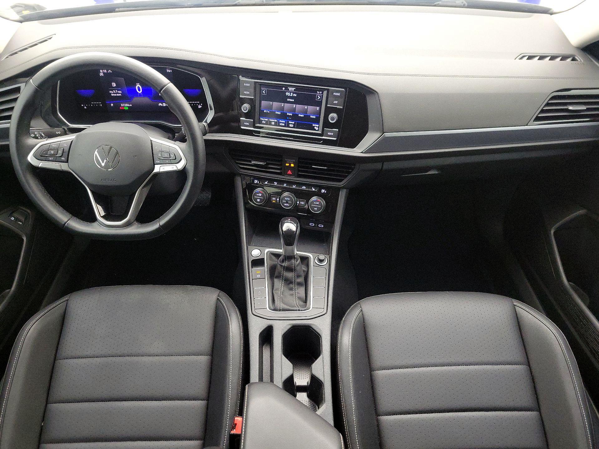 Thumbnail: 2022 Volkswagen Jetta - 9