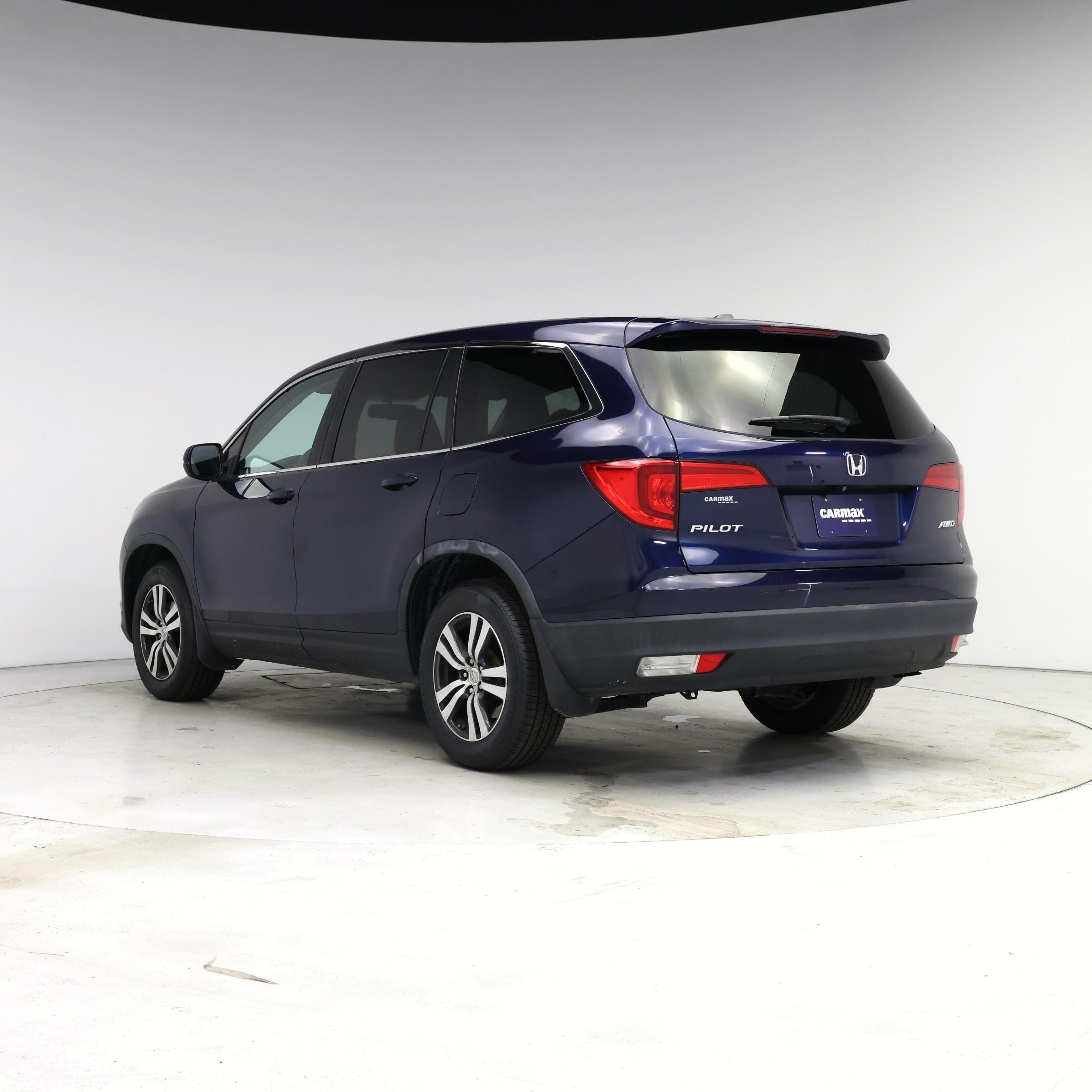 Thumbnail: 2018 Honda Pilot - 2