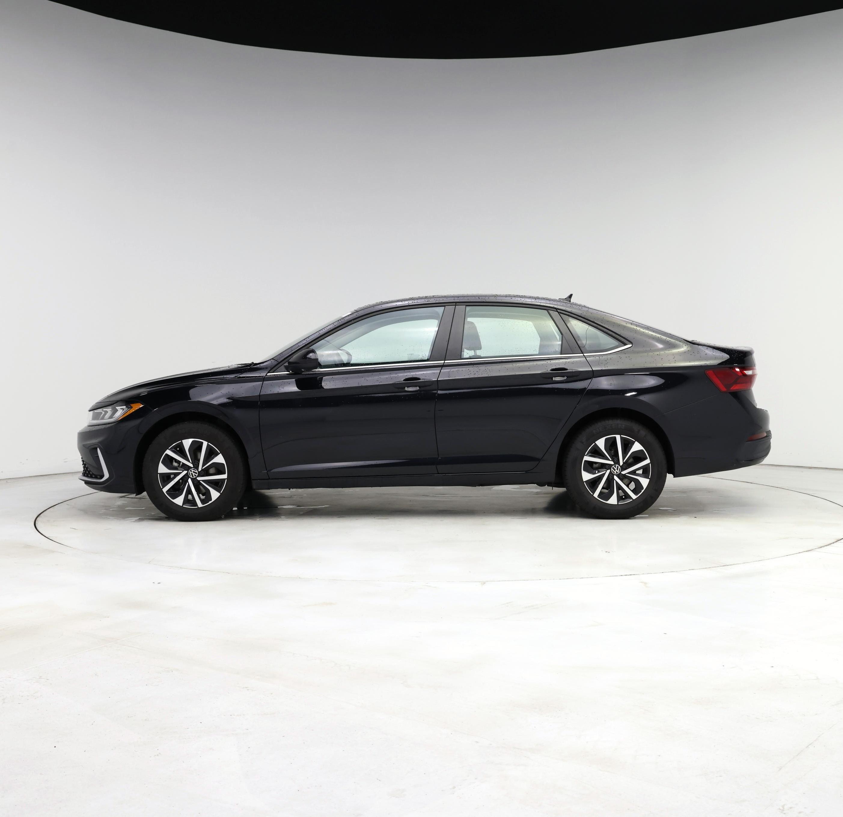Thumbnail: 2025 Volkswagen Jetta - 3