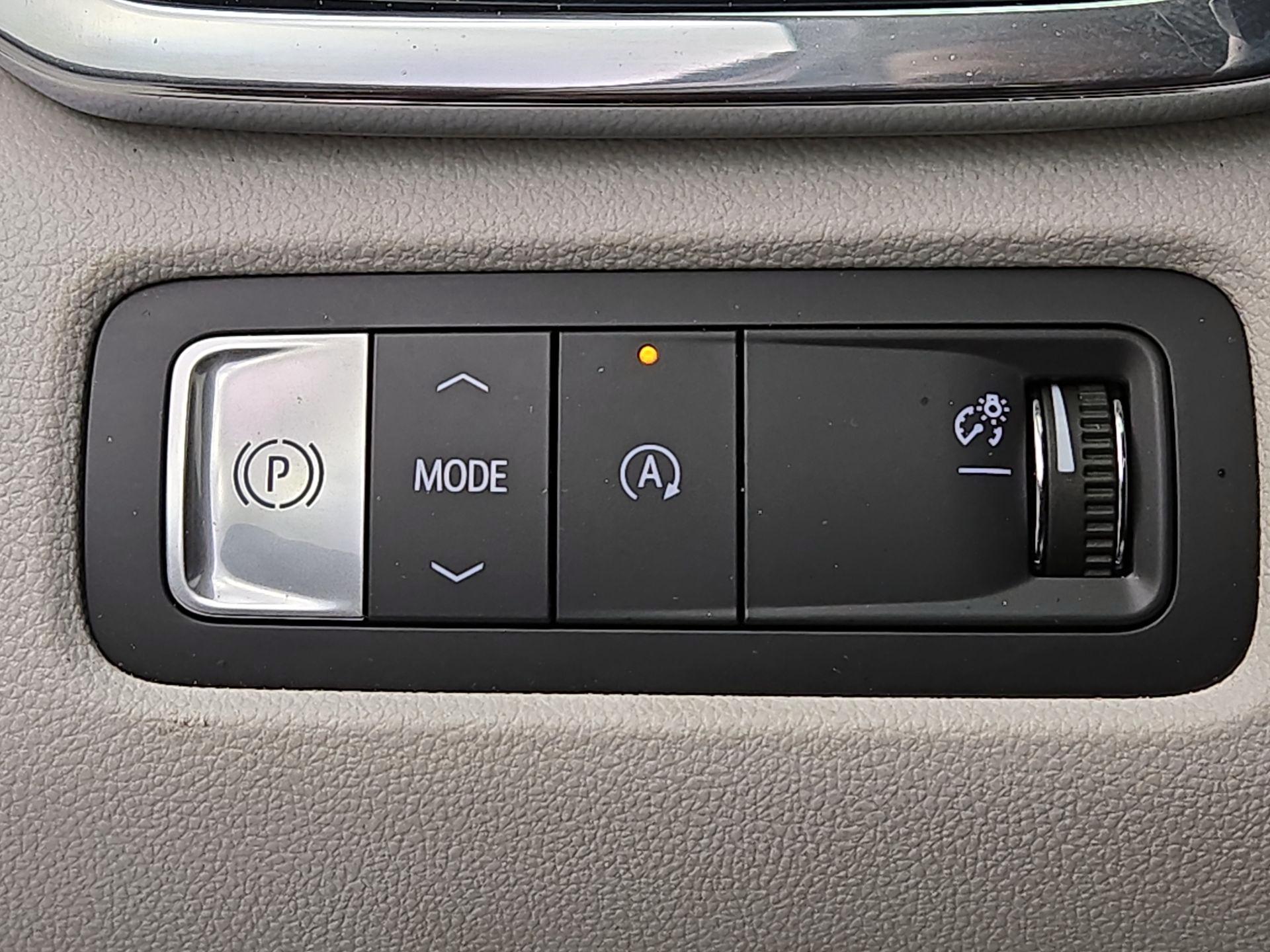 Thumbnail: 2025 GMC Acadia - 13