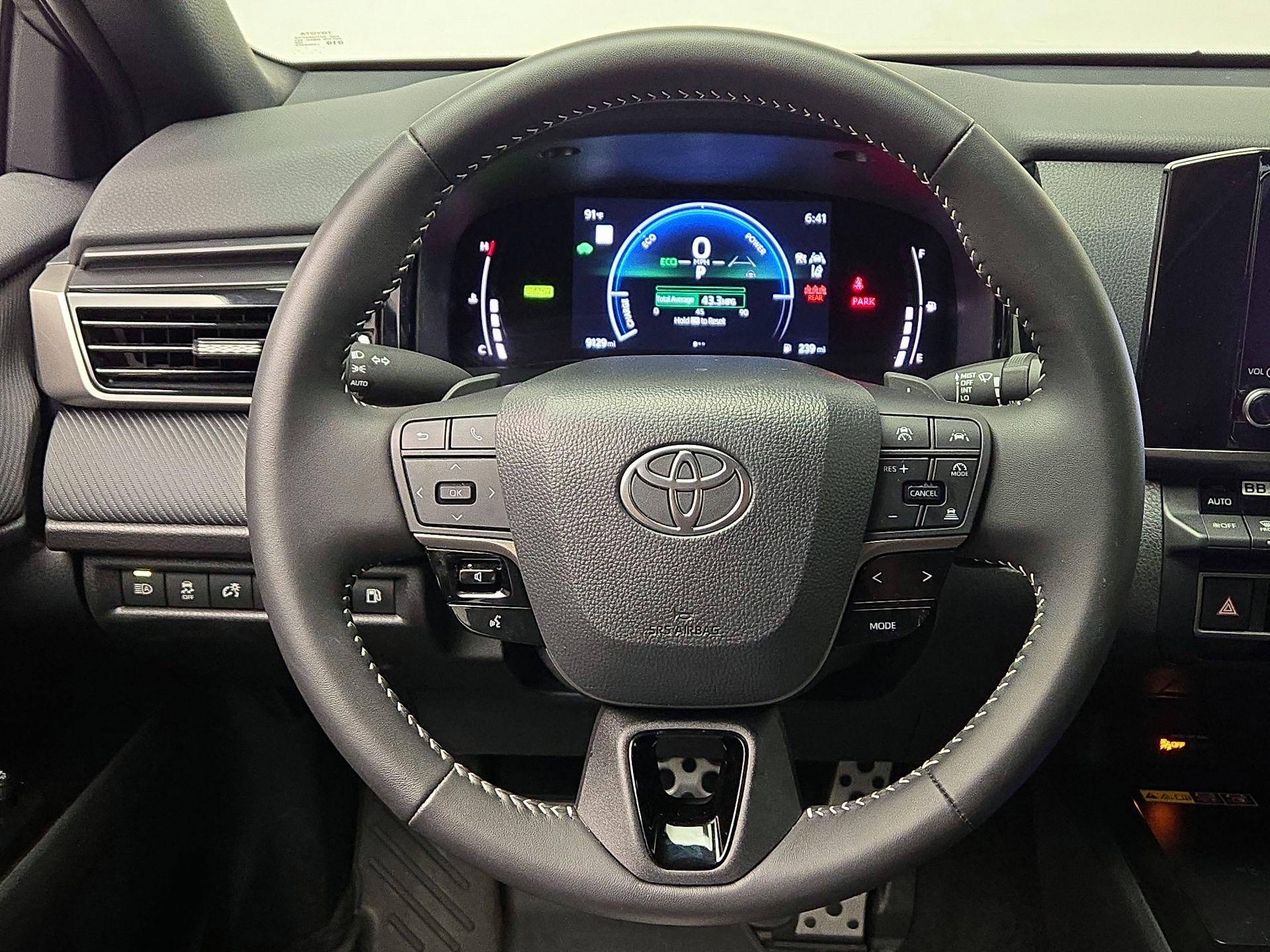 Thumbnail: 2026 Toyota Camry - 10
