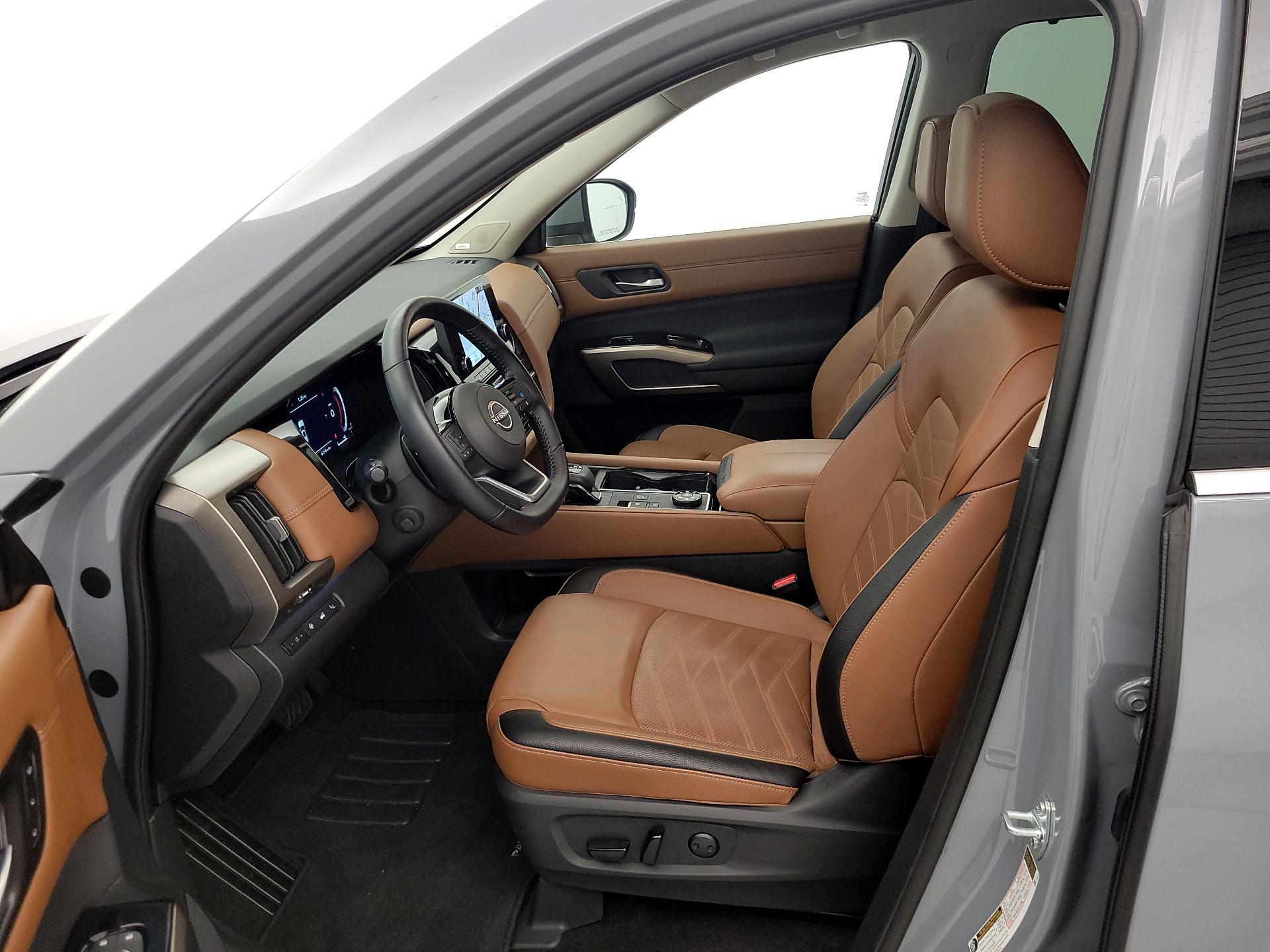 Thumbnail: 2025 Nissan Pathfinder - 11