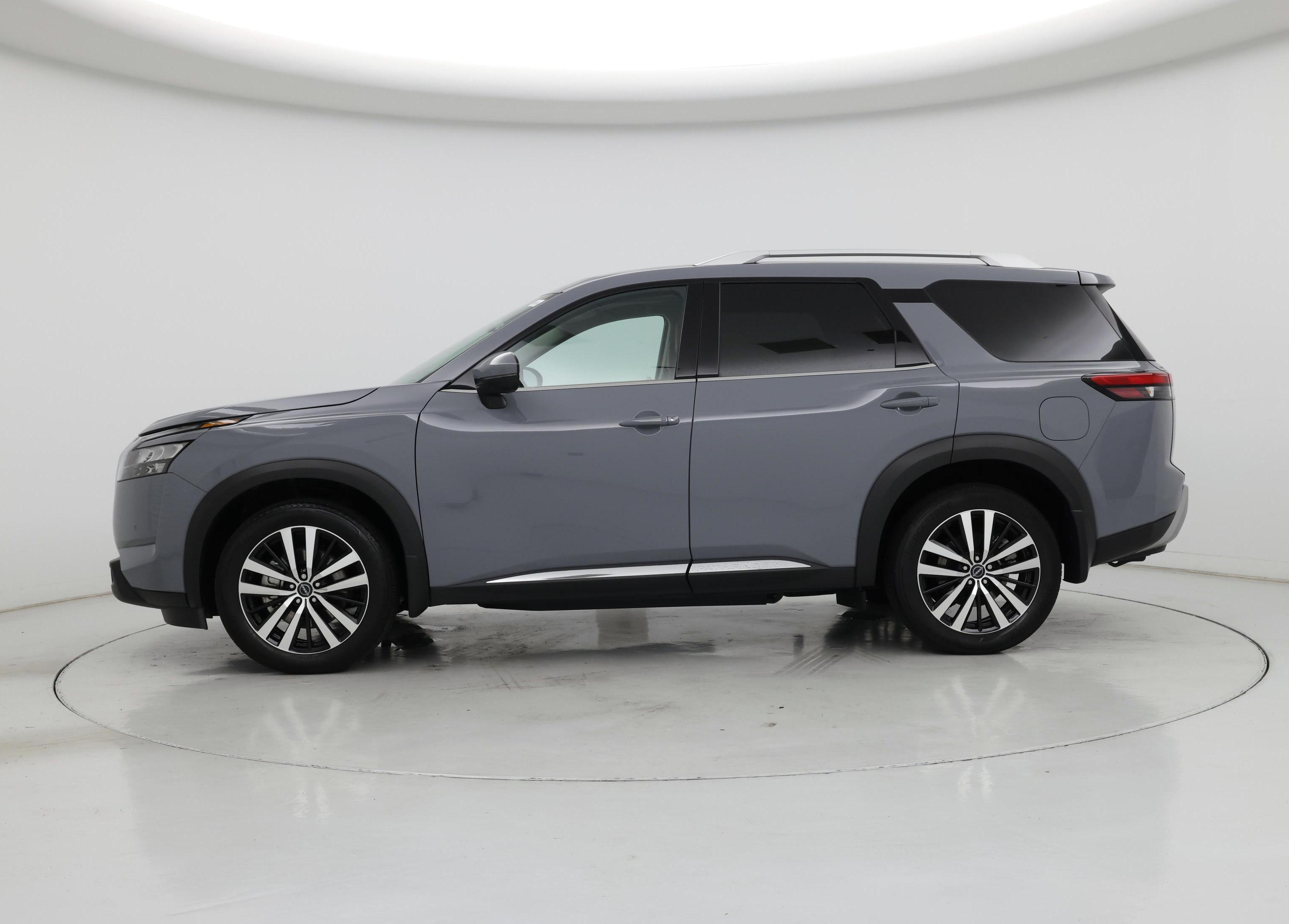Thumbnail: 2025 Nissan Pathfinder - 3