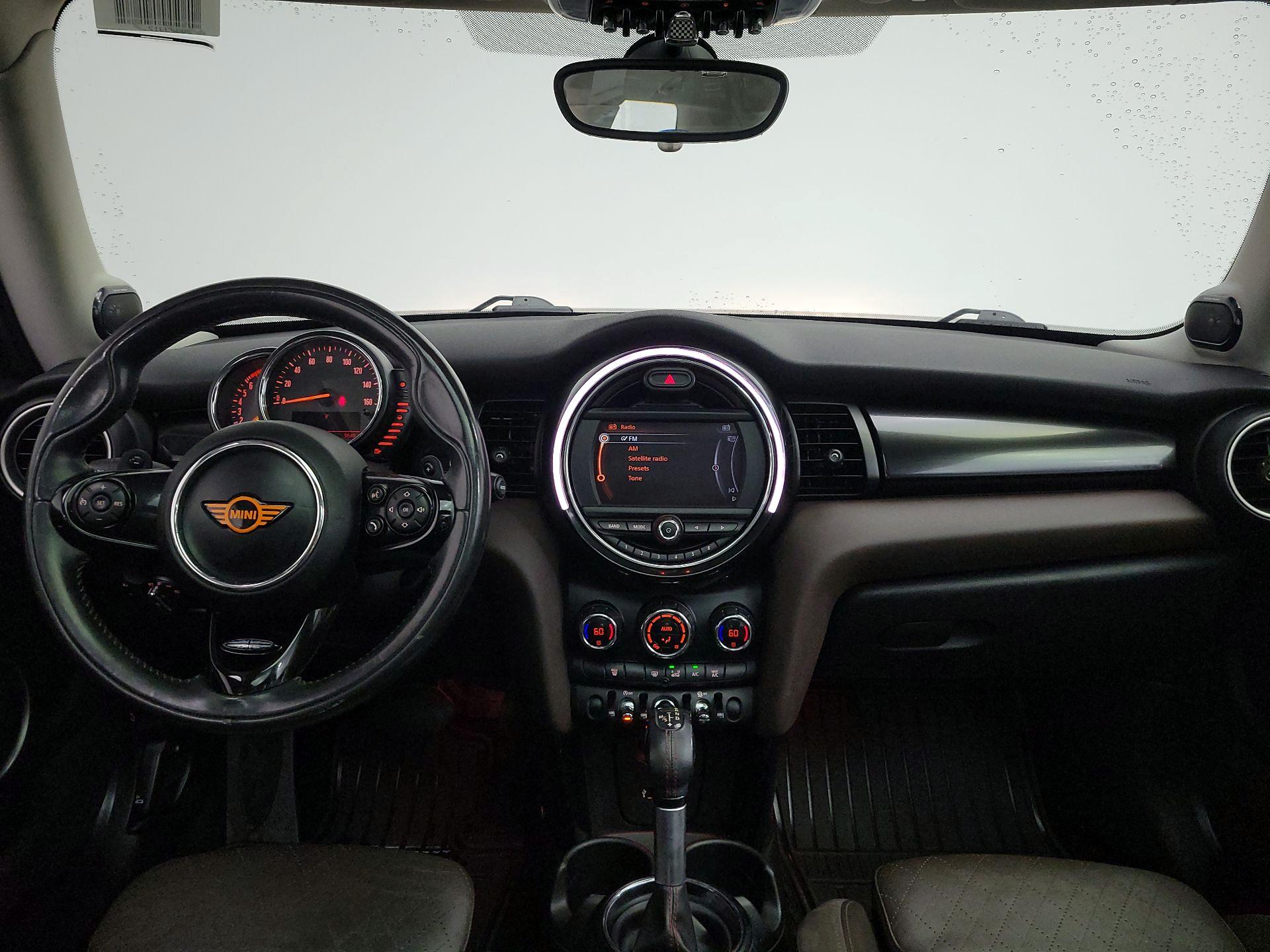 Thumbnail: 2015 MINI Cooper Hardtop - 9