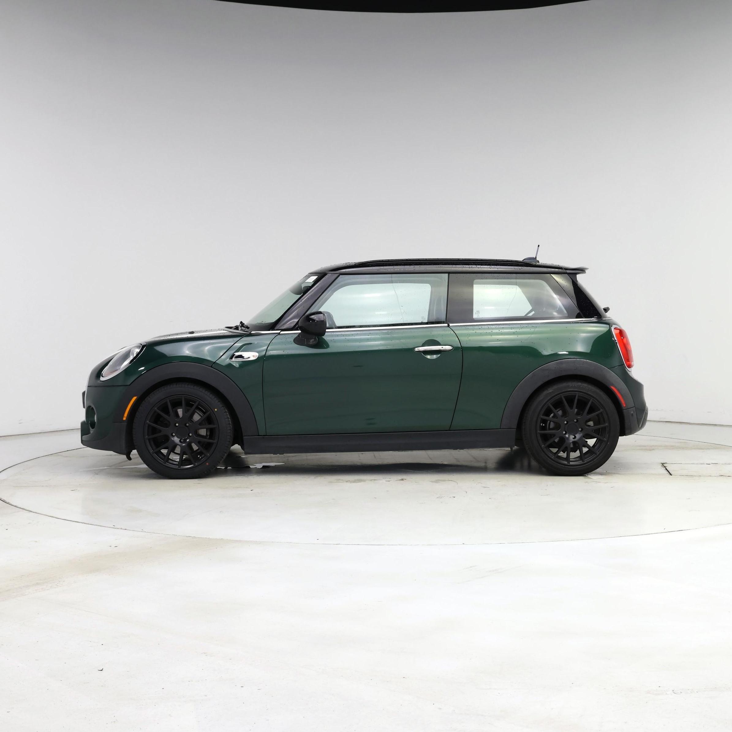 Thumbnail: 2015 MINI Cooper Hardtop - 3