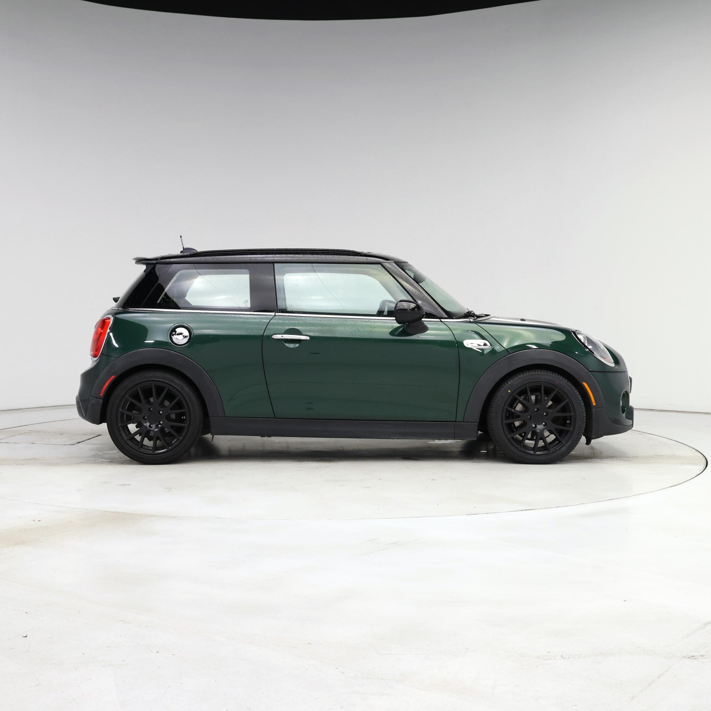Thumbnail: 2015 MINI Cooper Hardtop - 7