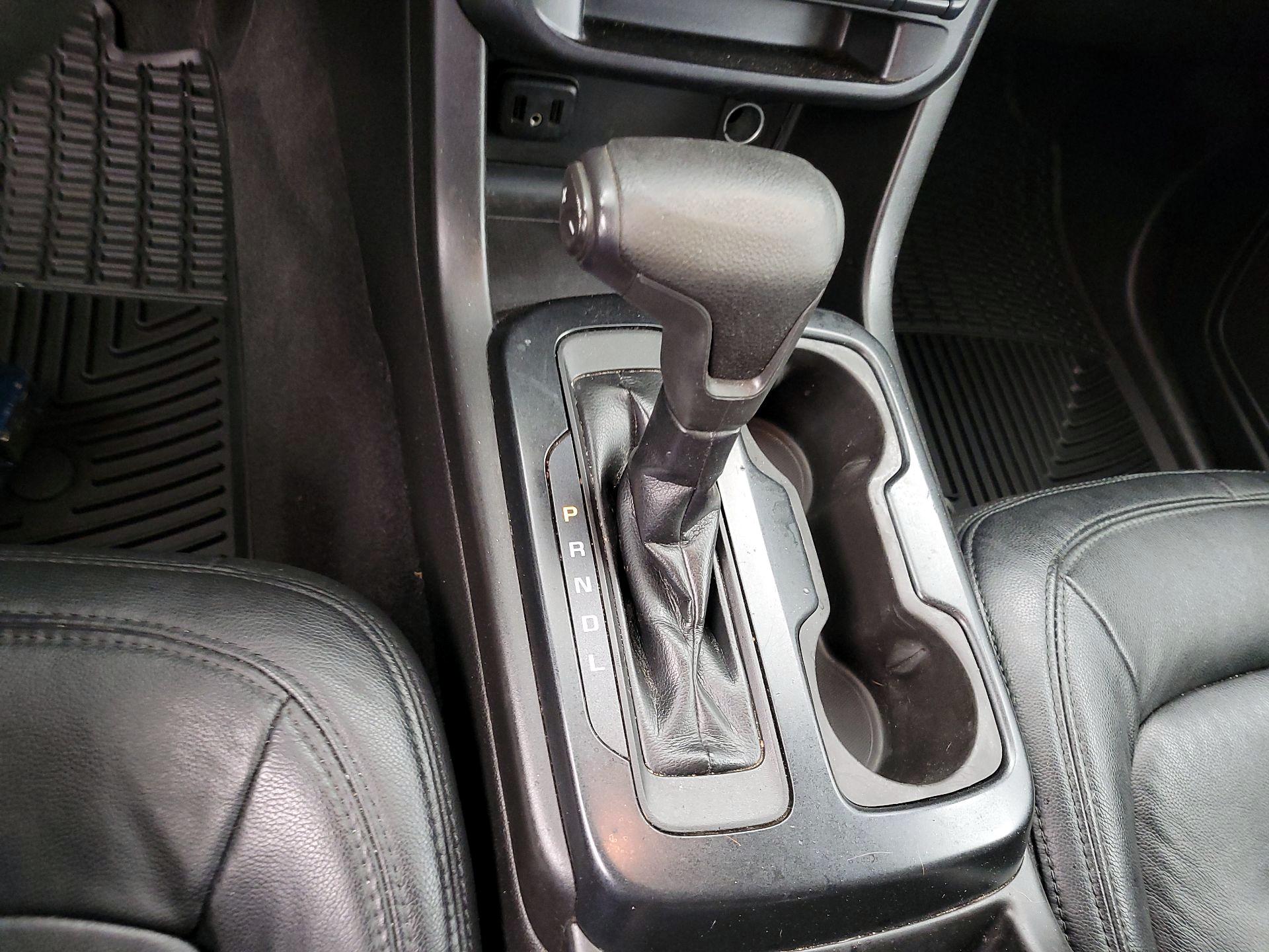 Thumbnail: 2019 Chevrolet Colorado - 17