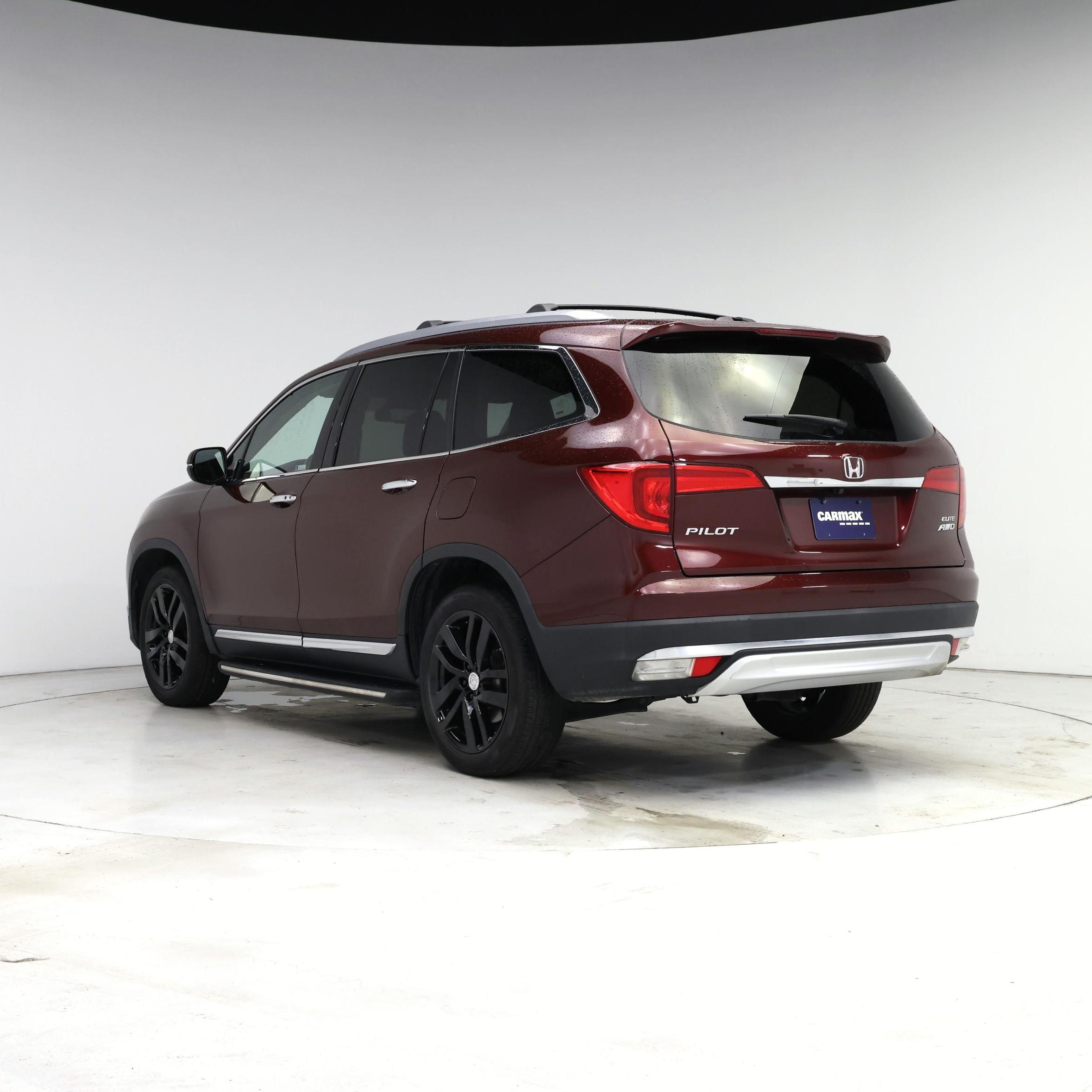 Thumbnail: 2018 Honda Pilot - 2