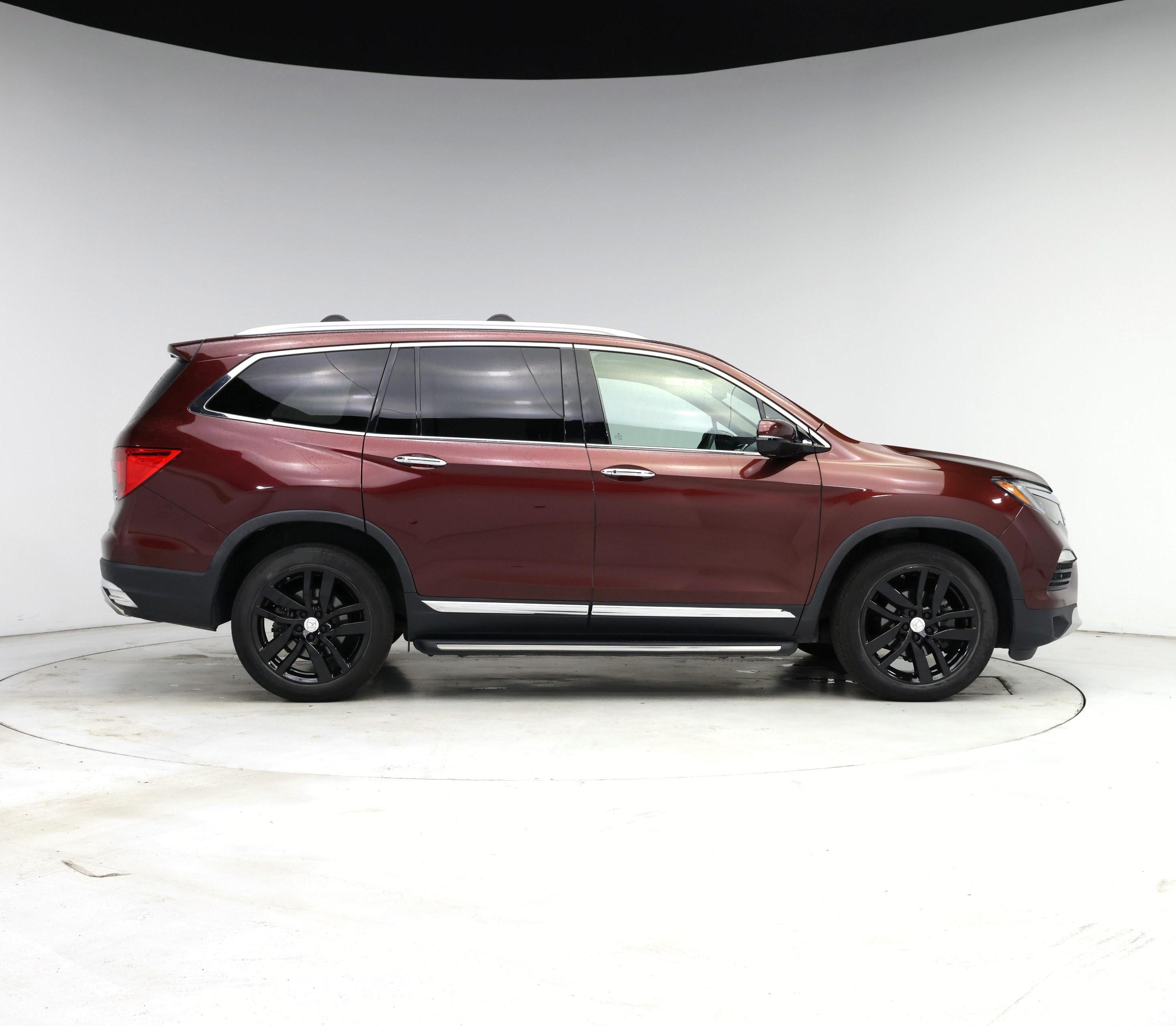 Thumbnail: 2018 Honda Pilot - 7
