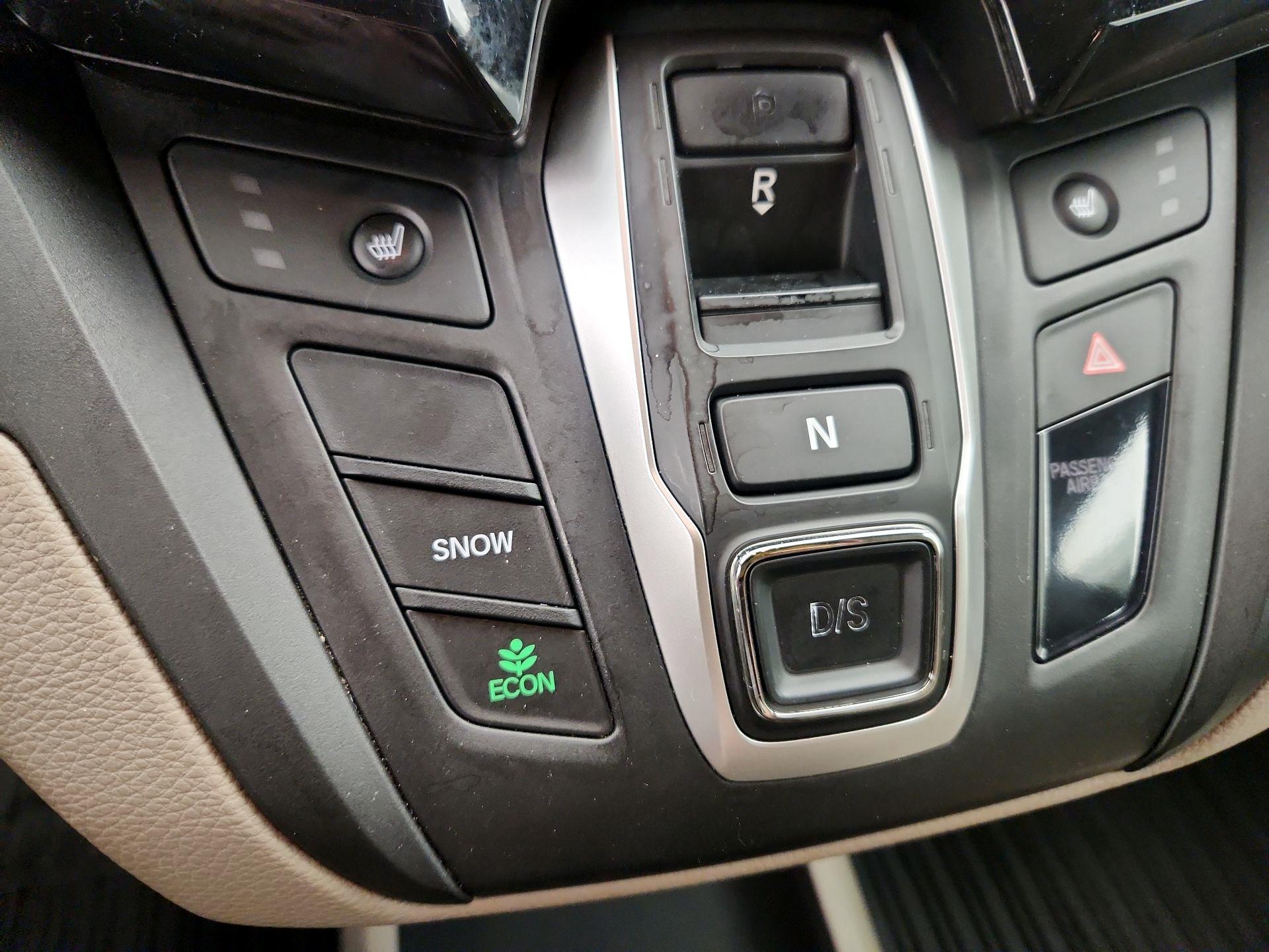 Thumbnail: 2019 Honda Odyssey - 18