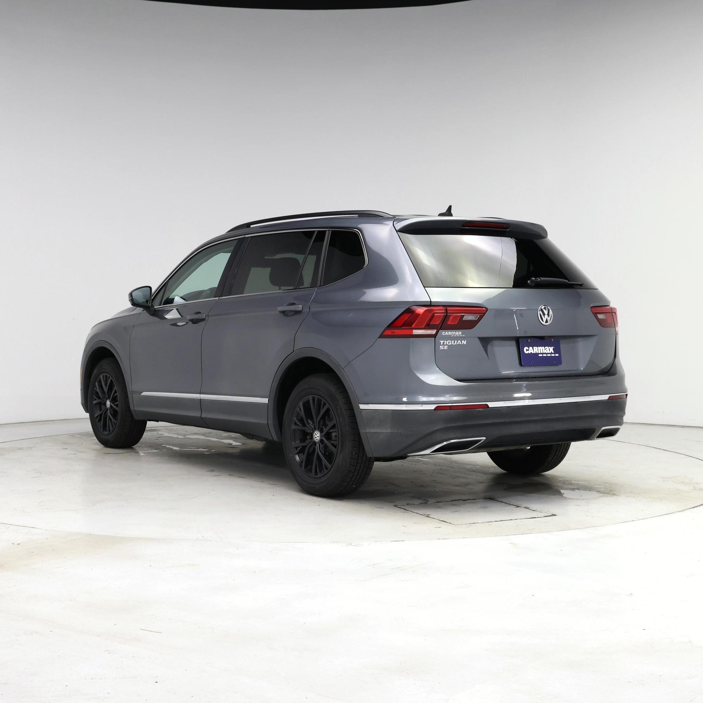 Thumbnail: 2020 Volkswagen Tiguan - 2