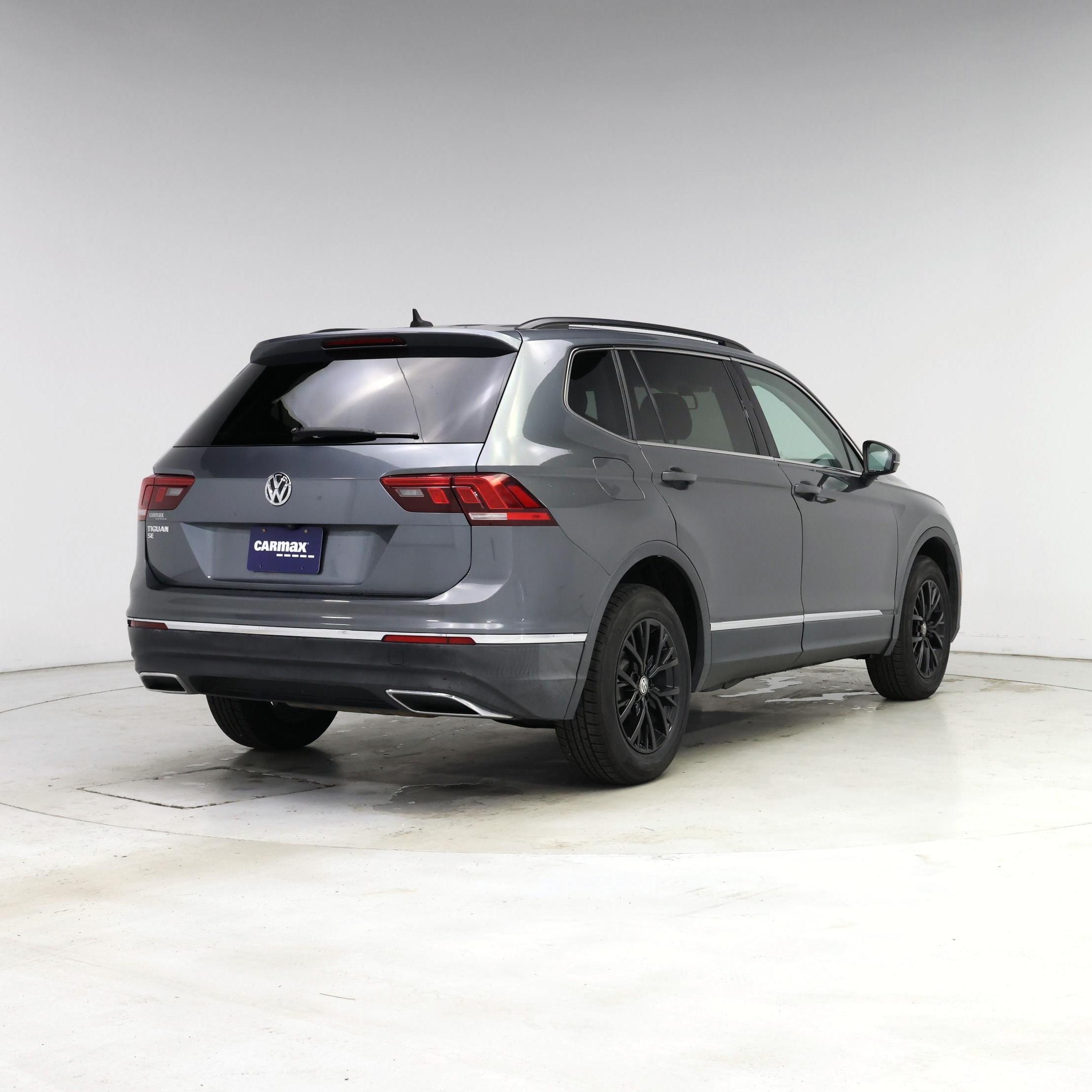 Thumbnail: 2020 Volkswagen Tiguan - 8
