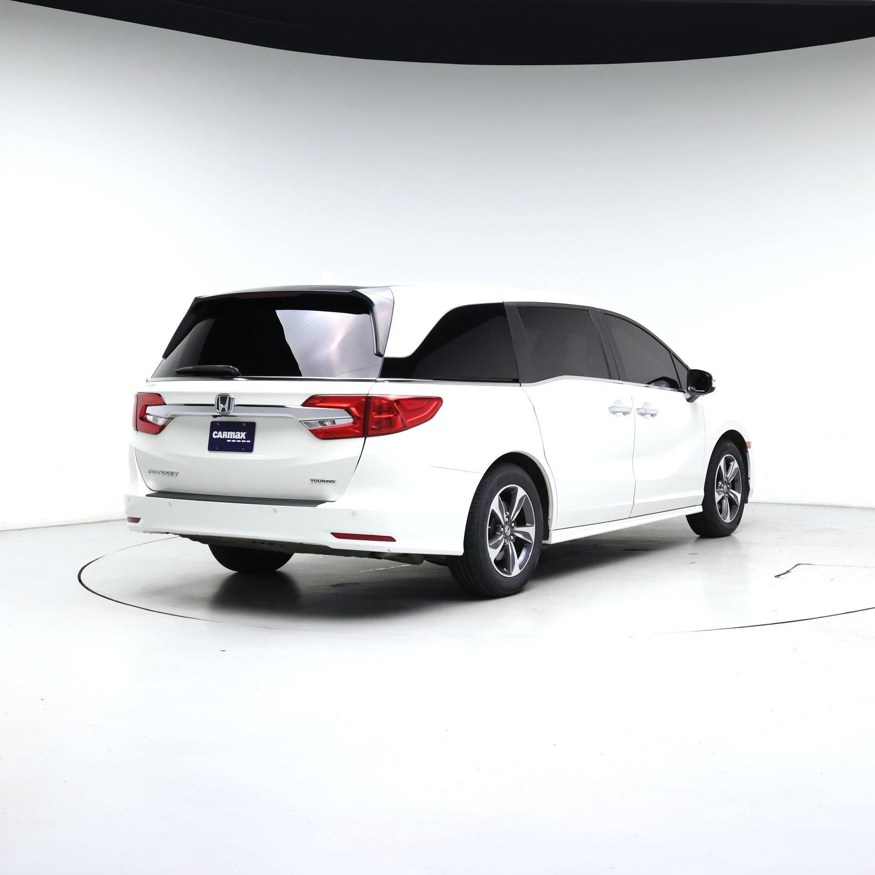 Thumbnail: 2018 Honda Odyssey - 8