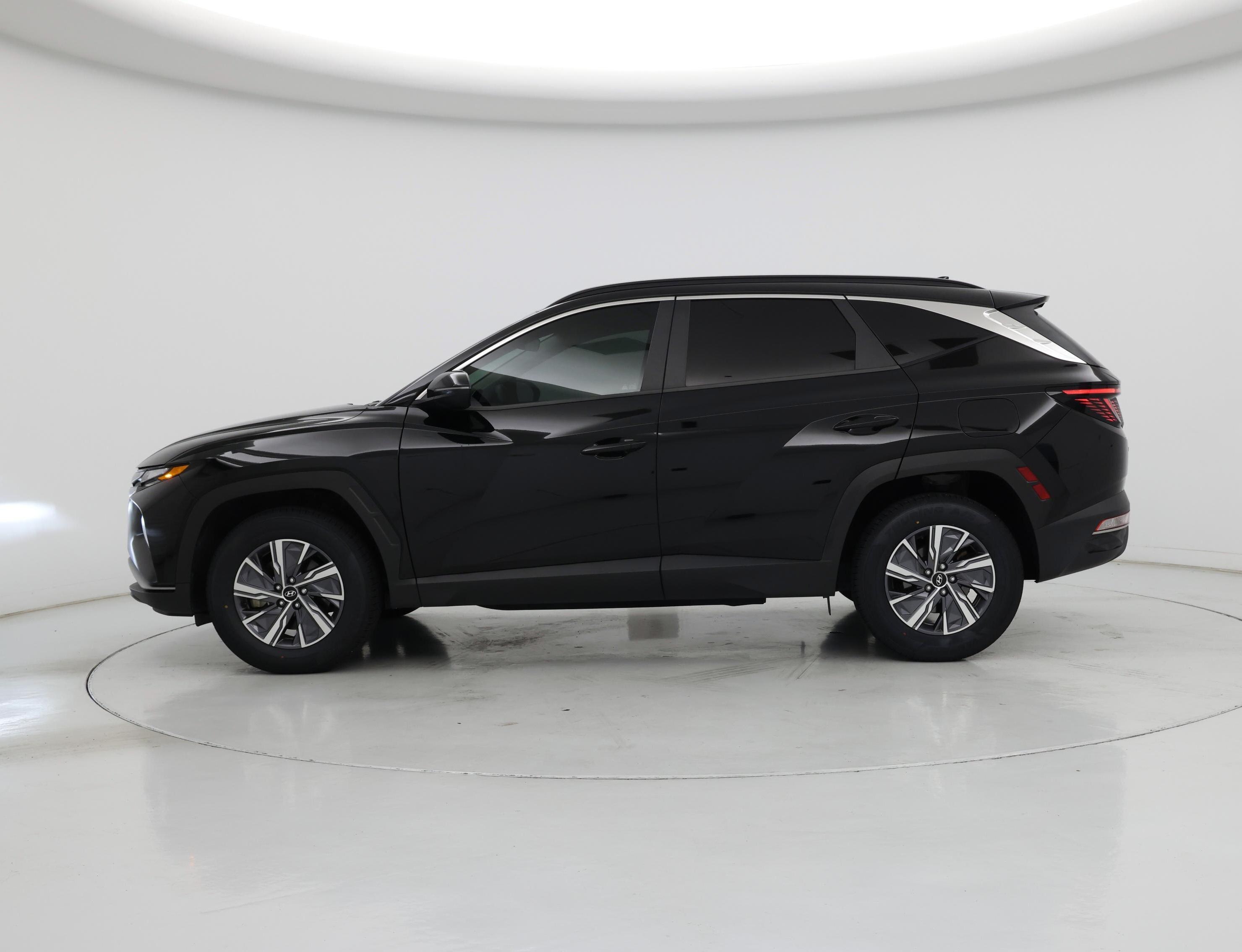 Thumbnail: 2022 Hyundai Tucson - 3