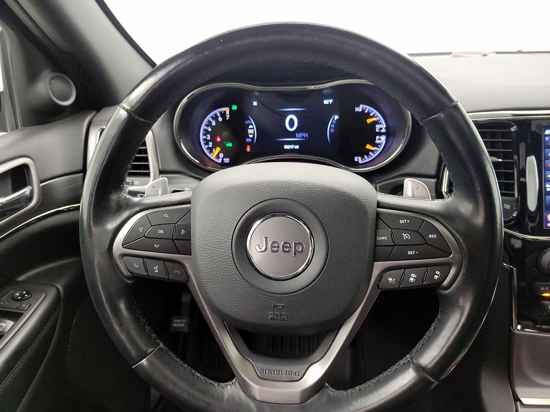 Thumbnail: 2020 Jeep Grand Cherokee - 10