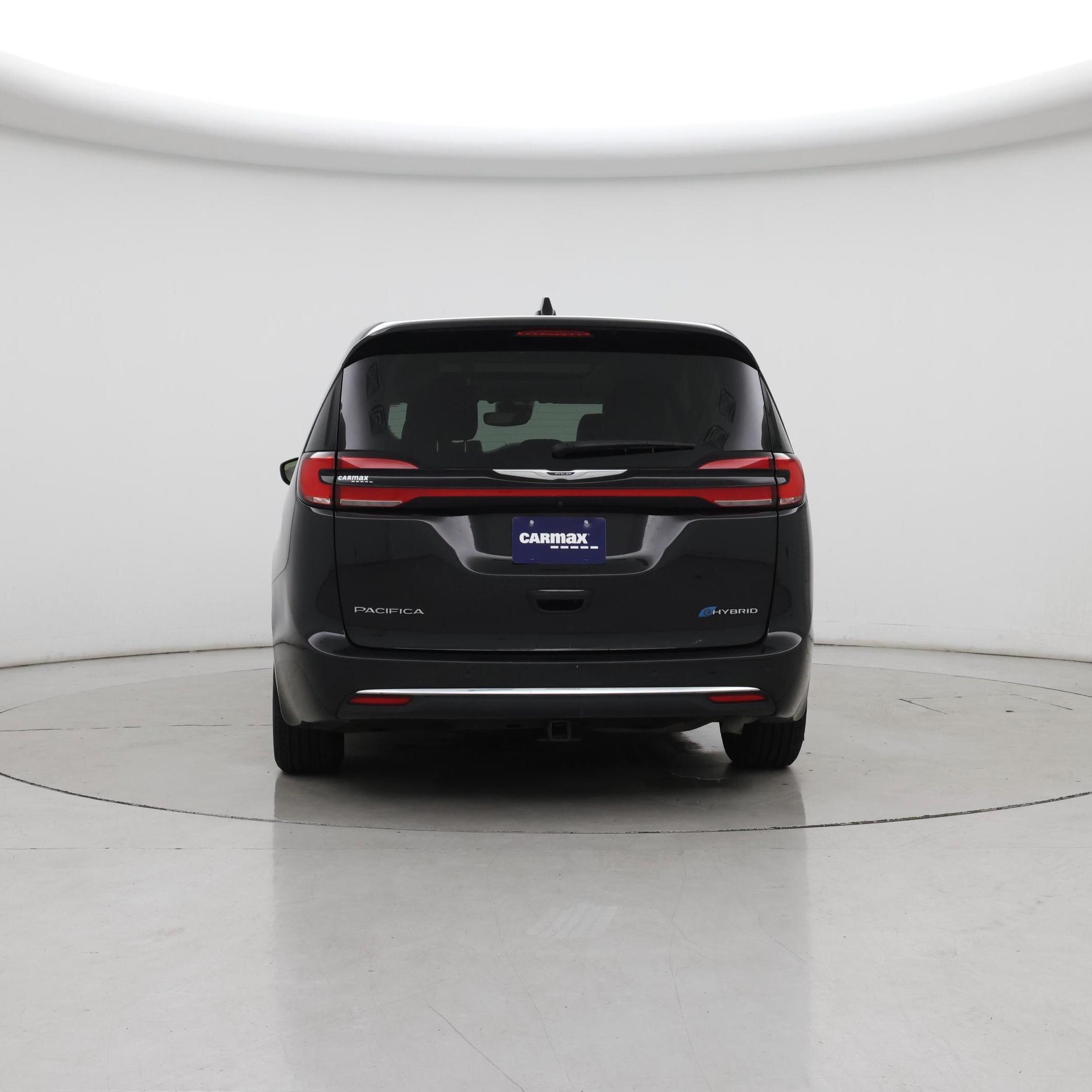 Thumbnail: 2023 Chrysler Pacifica - 6
