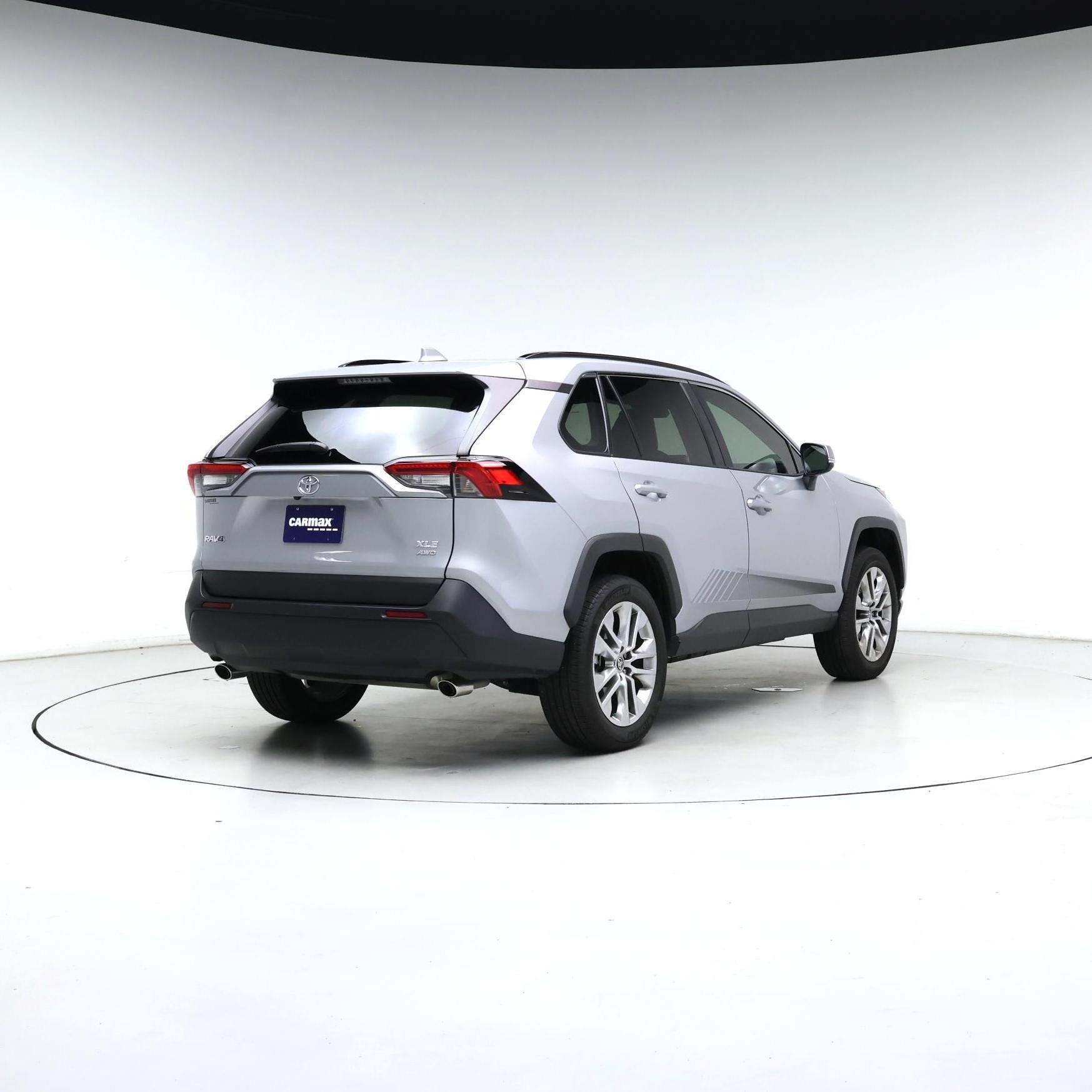 Thumbnail: 2025 Toyota RAV4 - 8