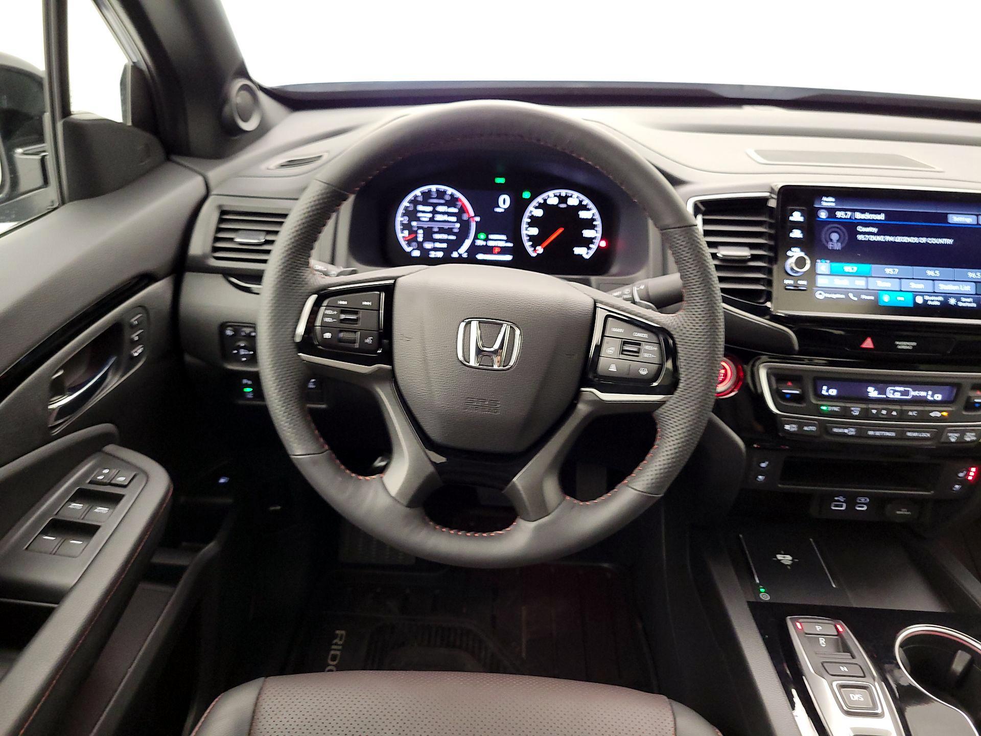 Thumbnail: 2026 Honda Ridgeline - 10