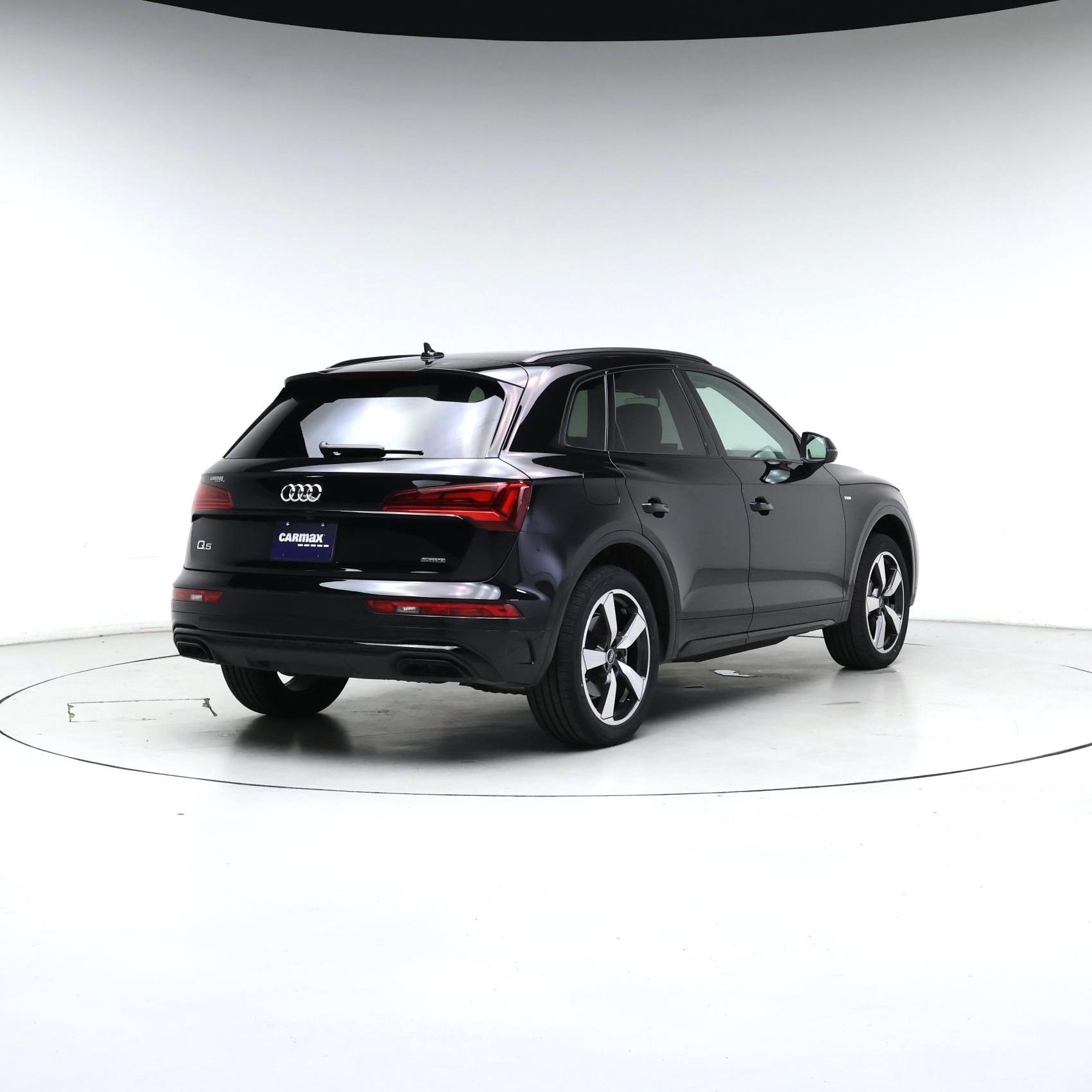 Thumbnail: 2022 Audi Q5 - 8