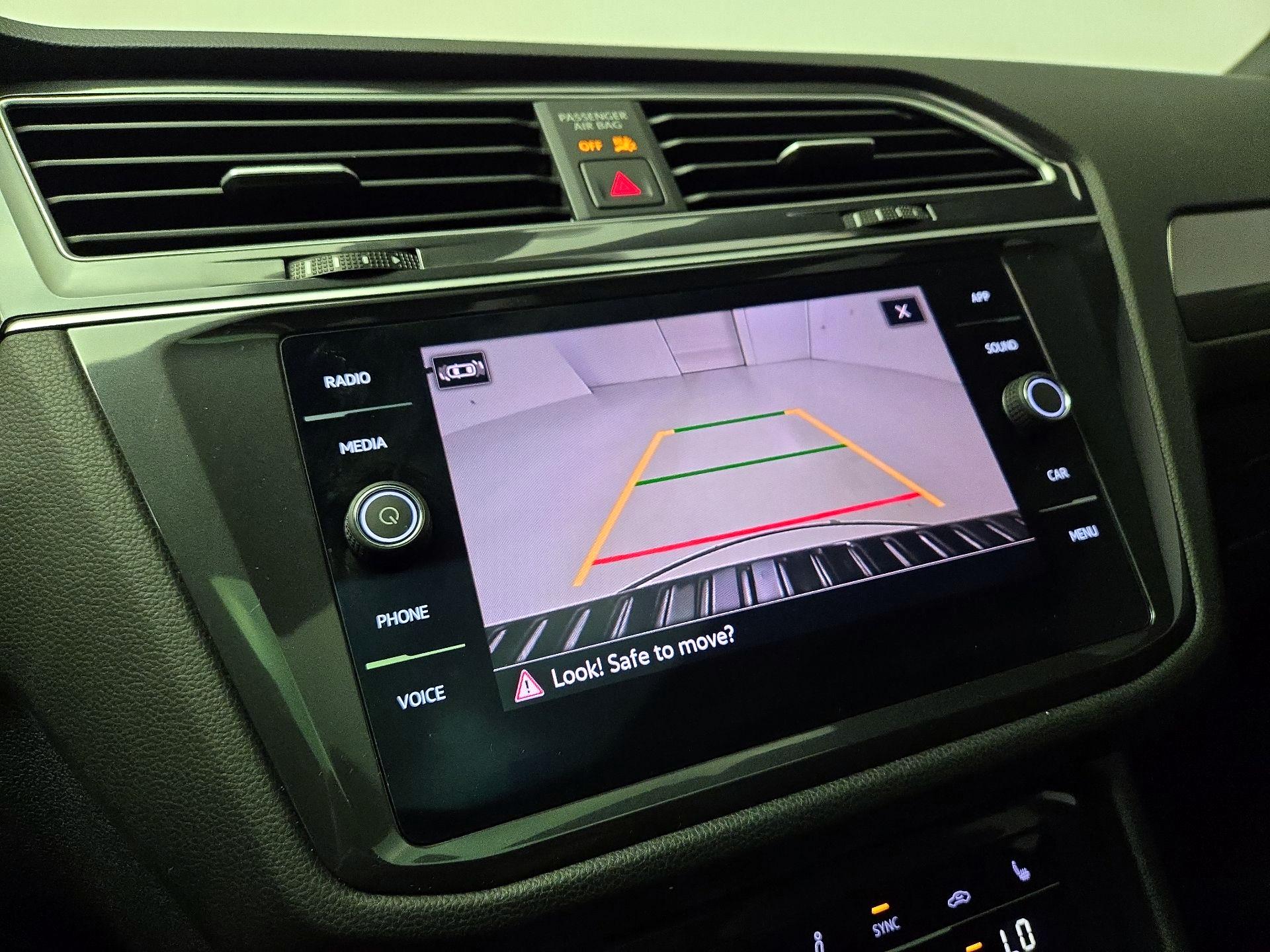 Thumbnail: 2024 Volkswagen Tiguan - 14