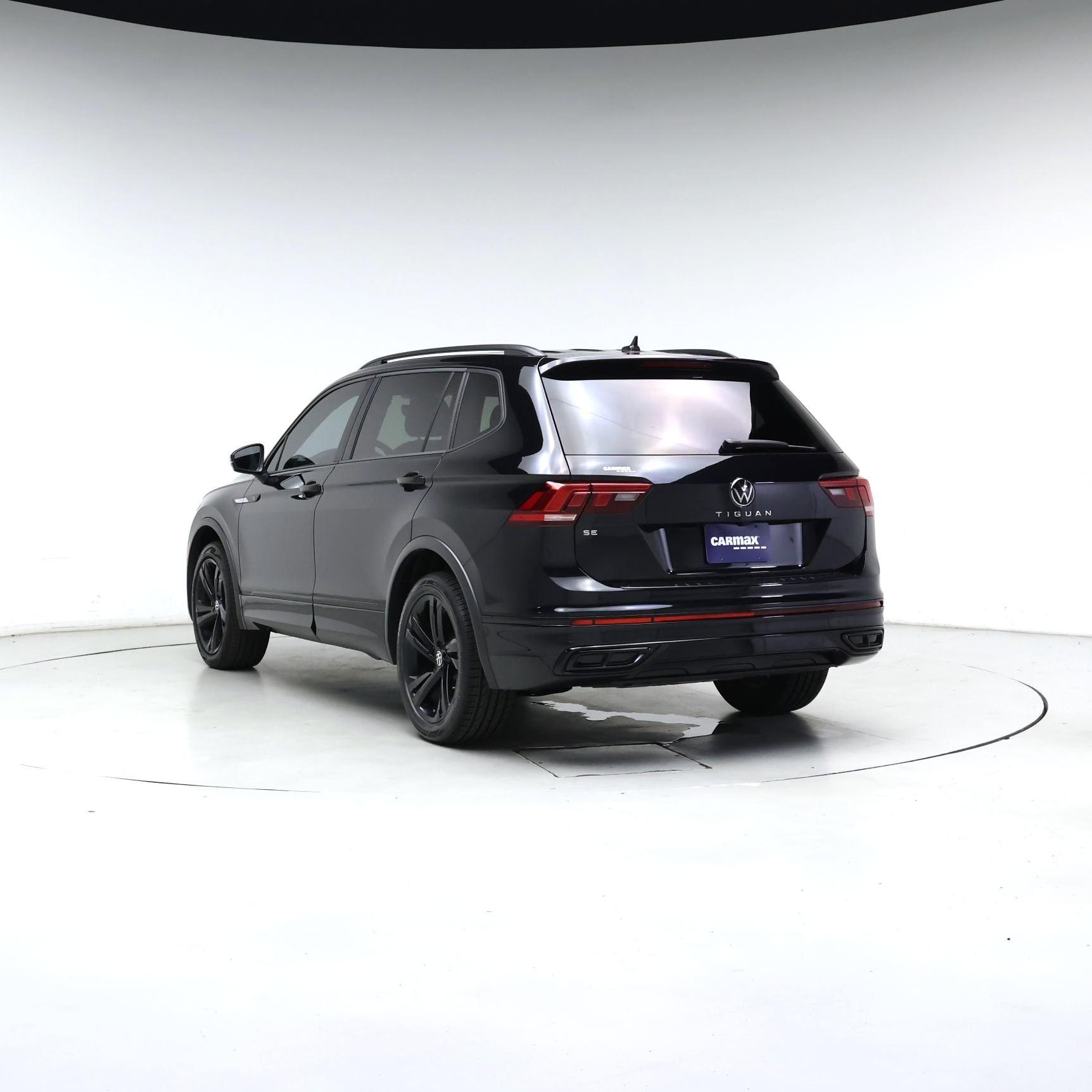 Thumbnail: 2024 Volkswagen Tiguan - 2