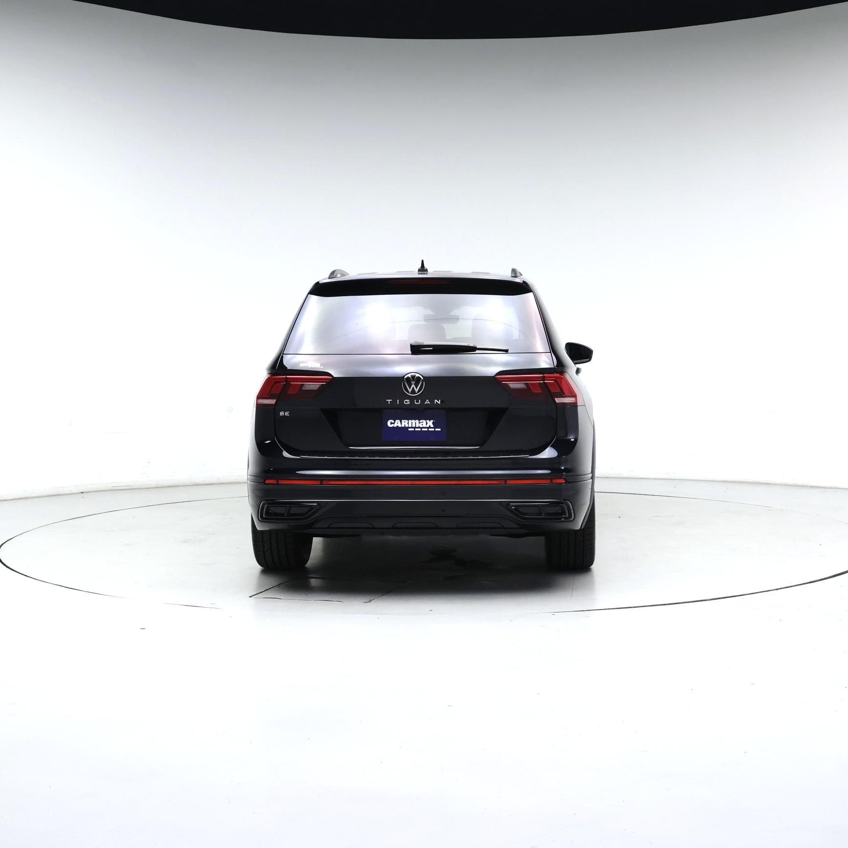Thumbnail: 2024 Volkswagen Tiguan - 6