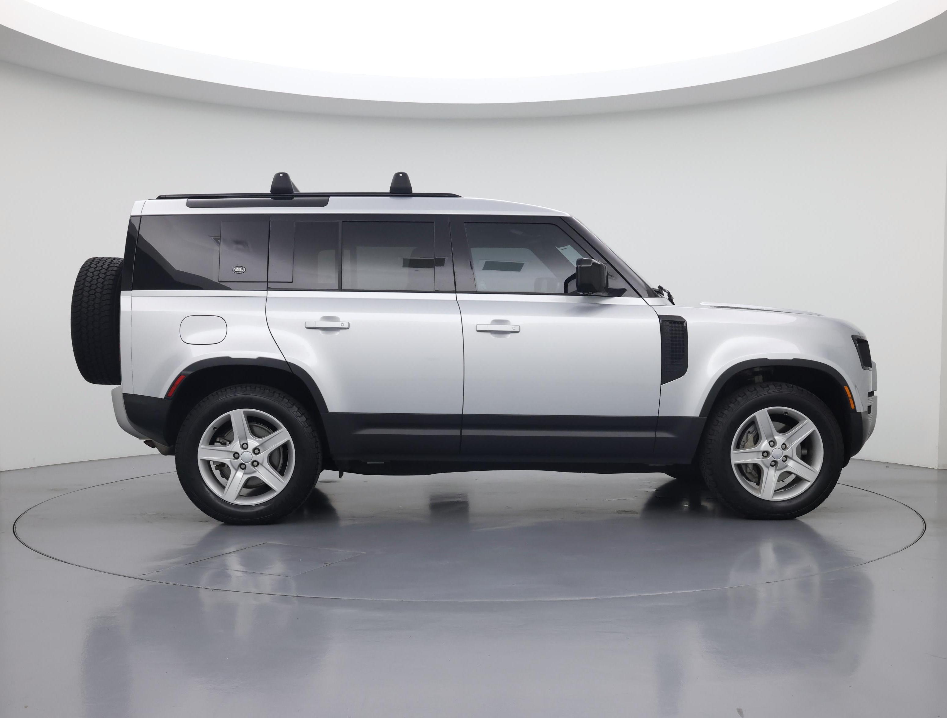 Thumbnail: 2023 Land Rover Defender - 7