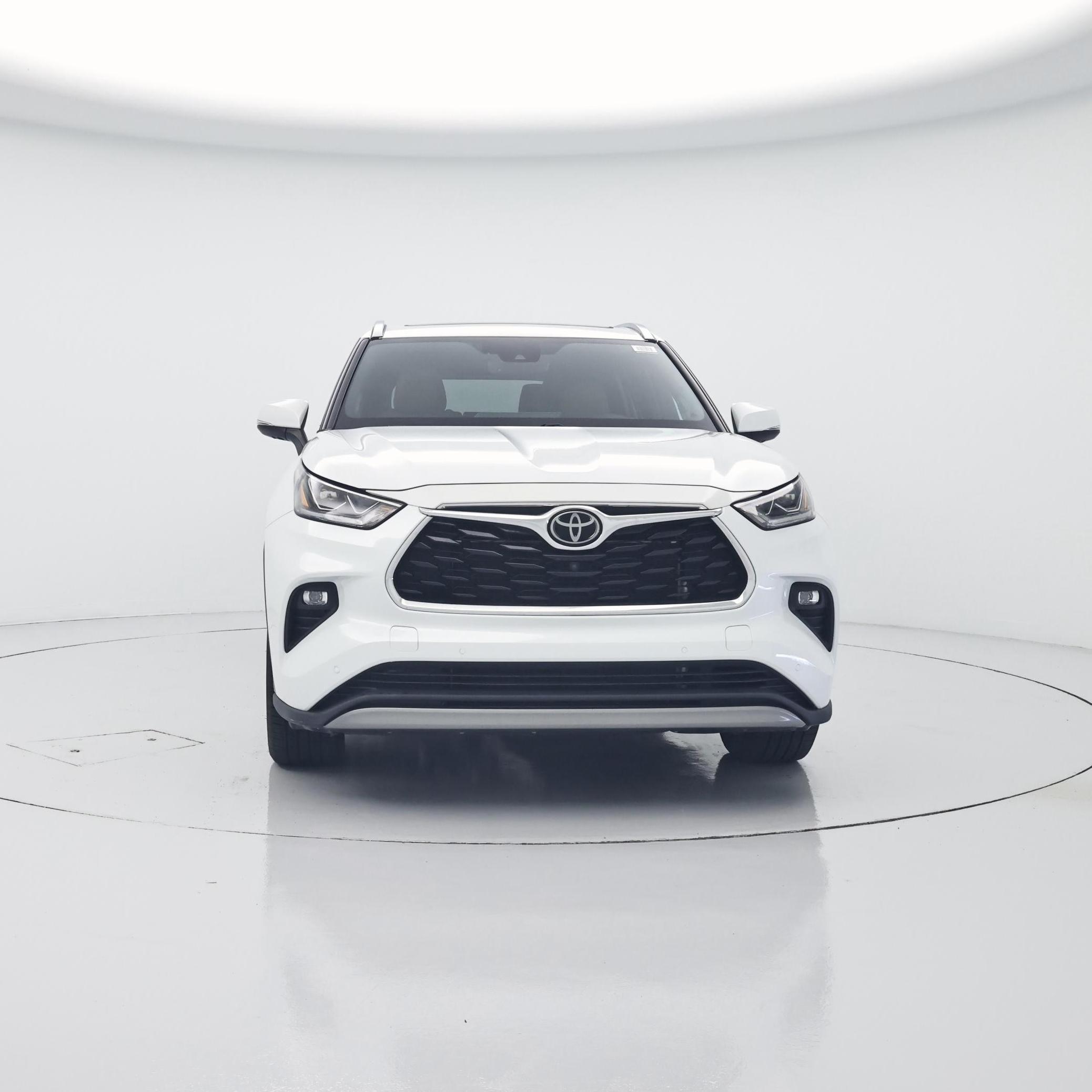 Thumbnail: 2022 Toyota Highlander - 5