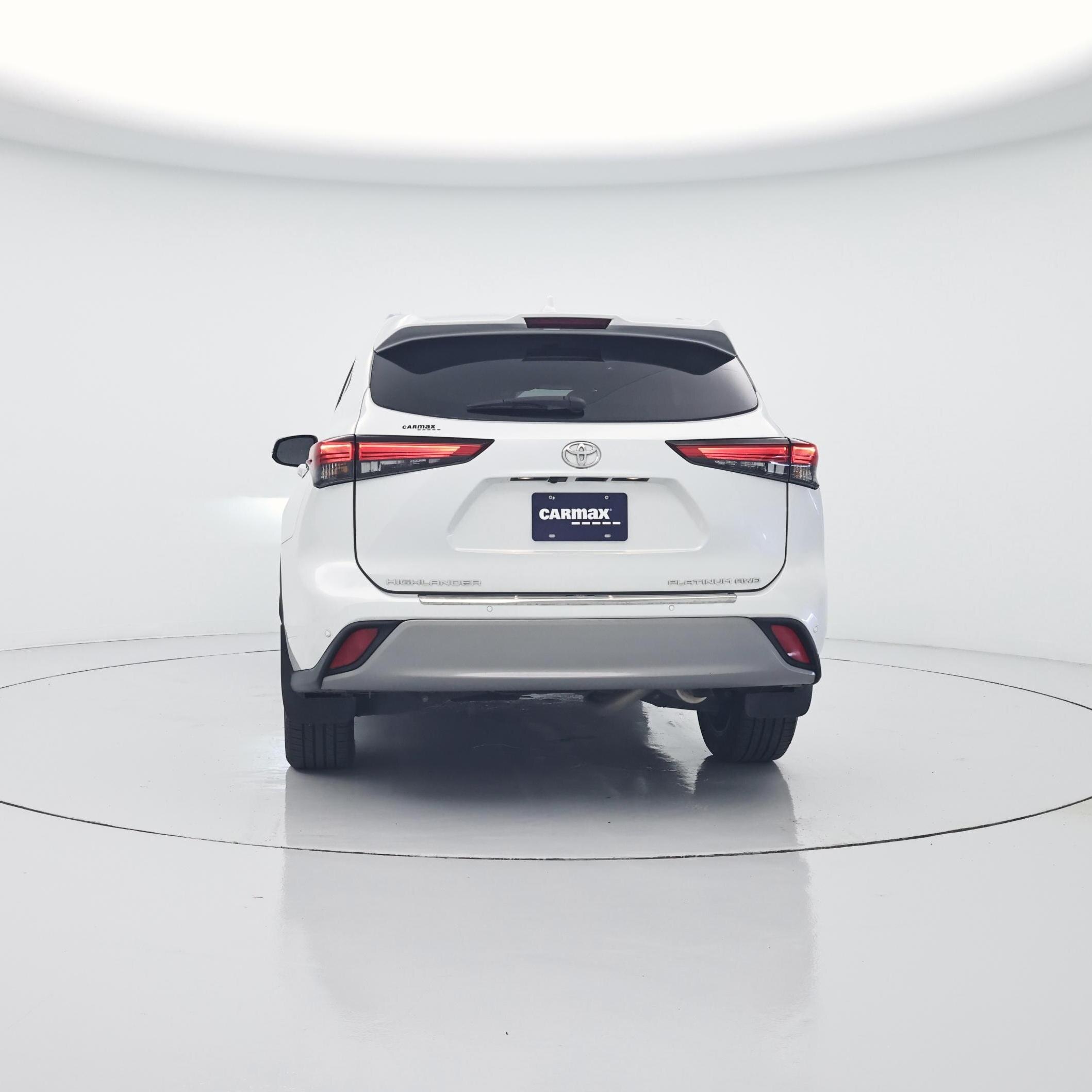 Thumbnail: 2022 Toyota Highlander - 6
