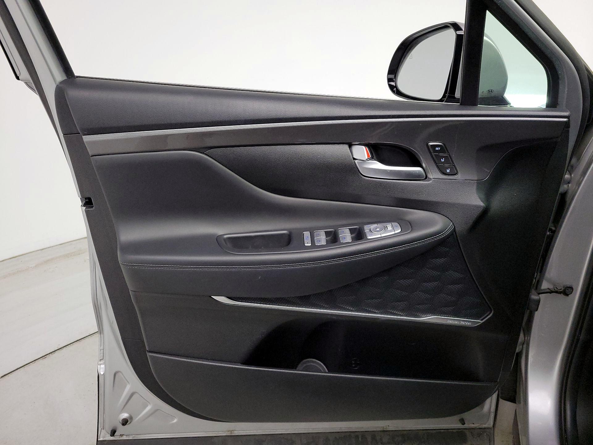 Thumbnail: 2022 Hyundai Santa Fe - 12