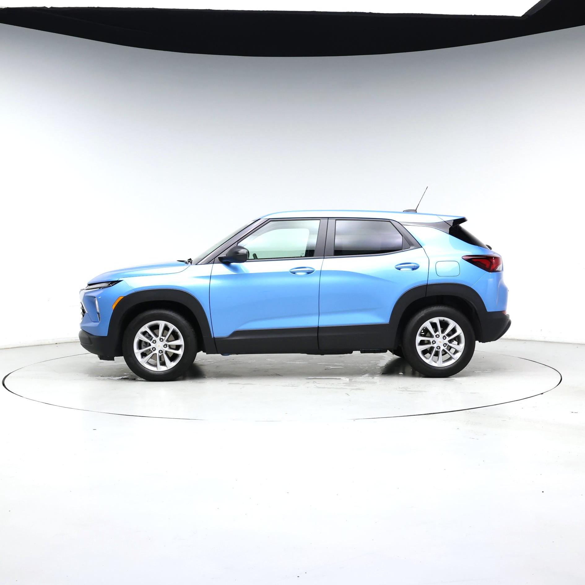 Thumbnail: 2025 Chevrolet TrailBlazer - 3