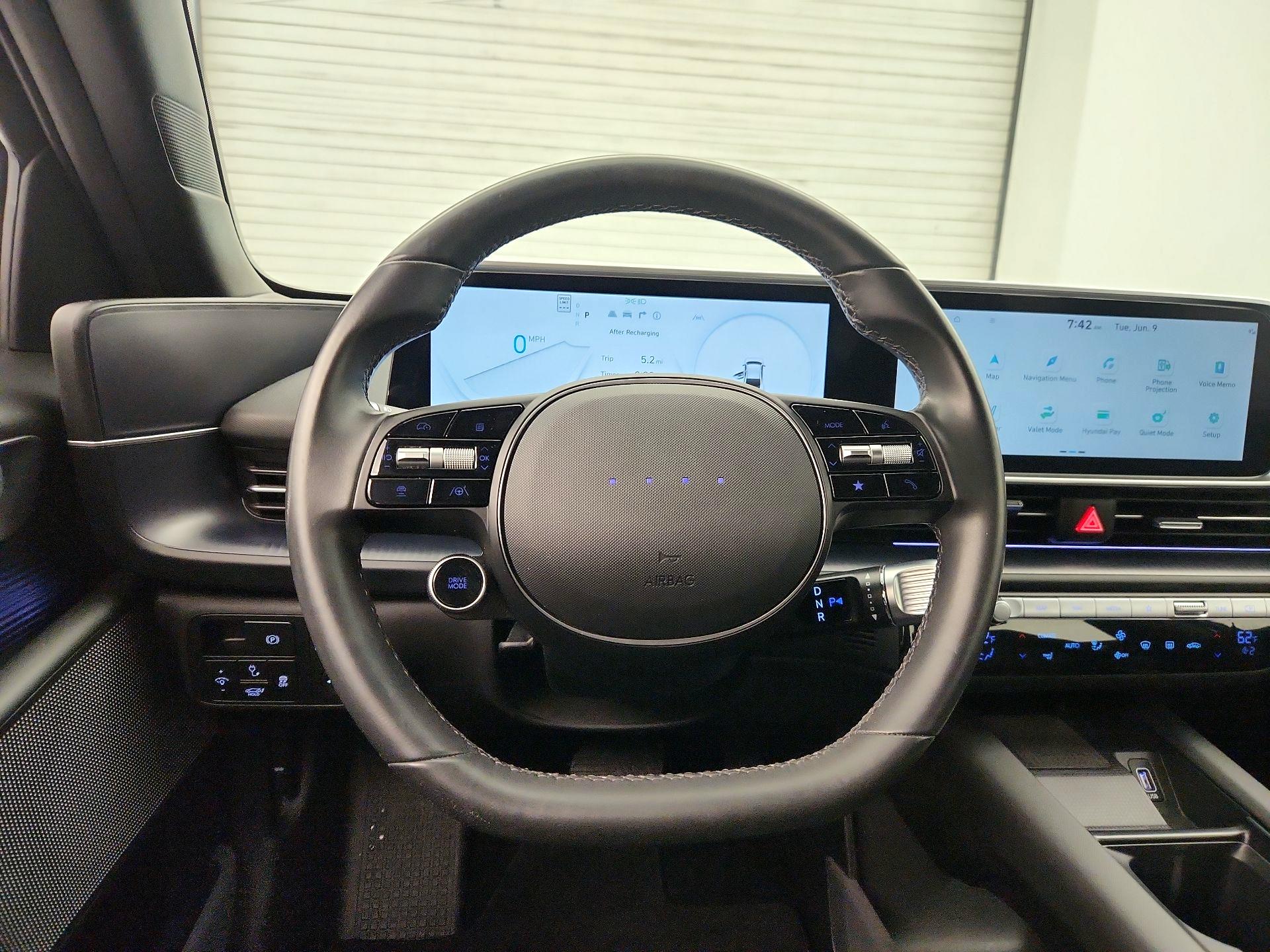 Thumbnail: 2023 Hyundai Ioniq 6 - 10