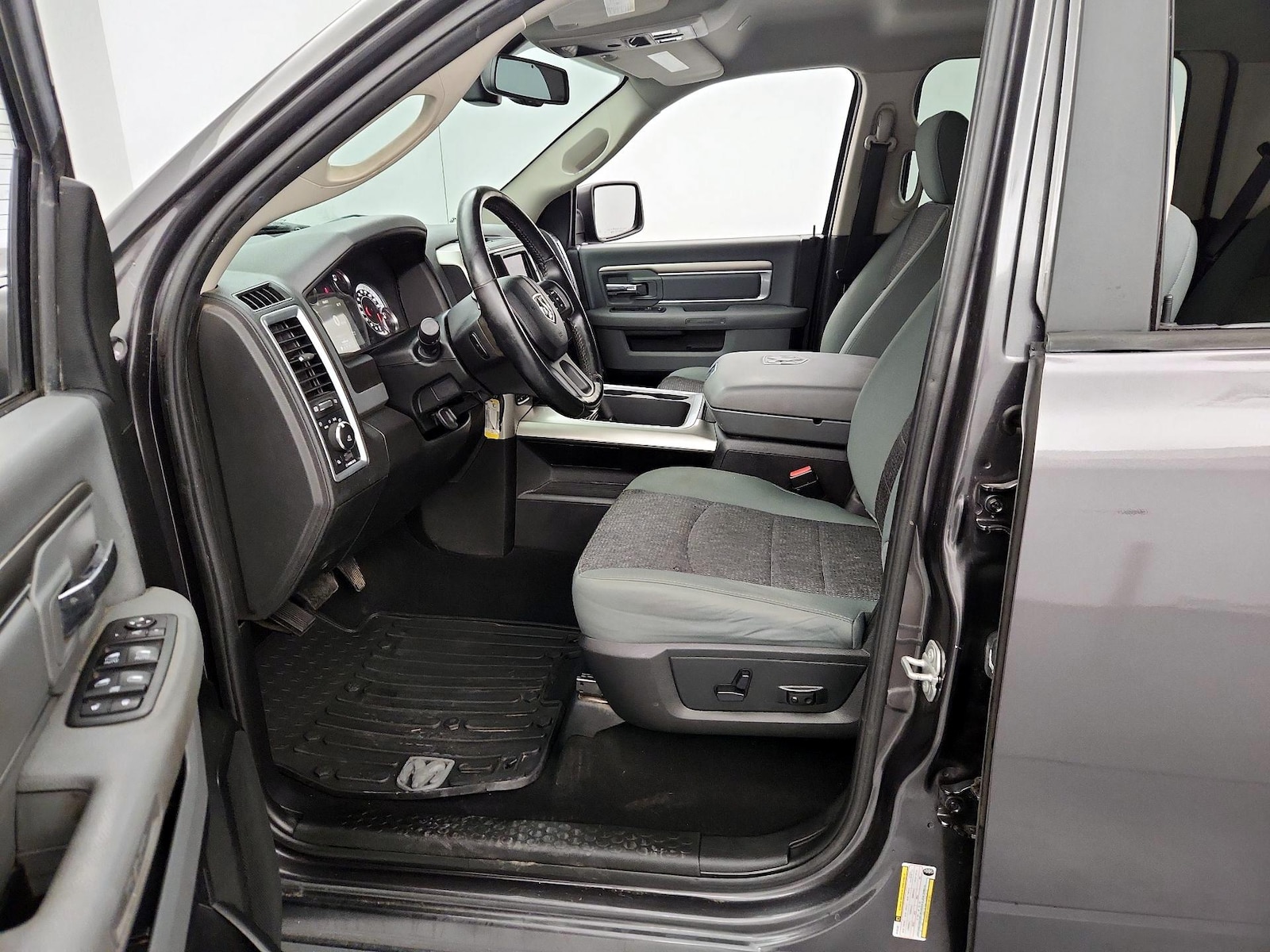 Power Seat(s) & Side Airbags
