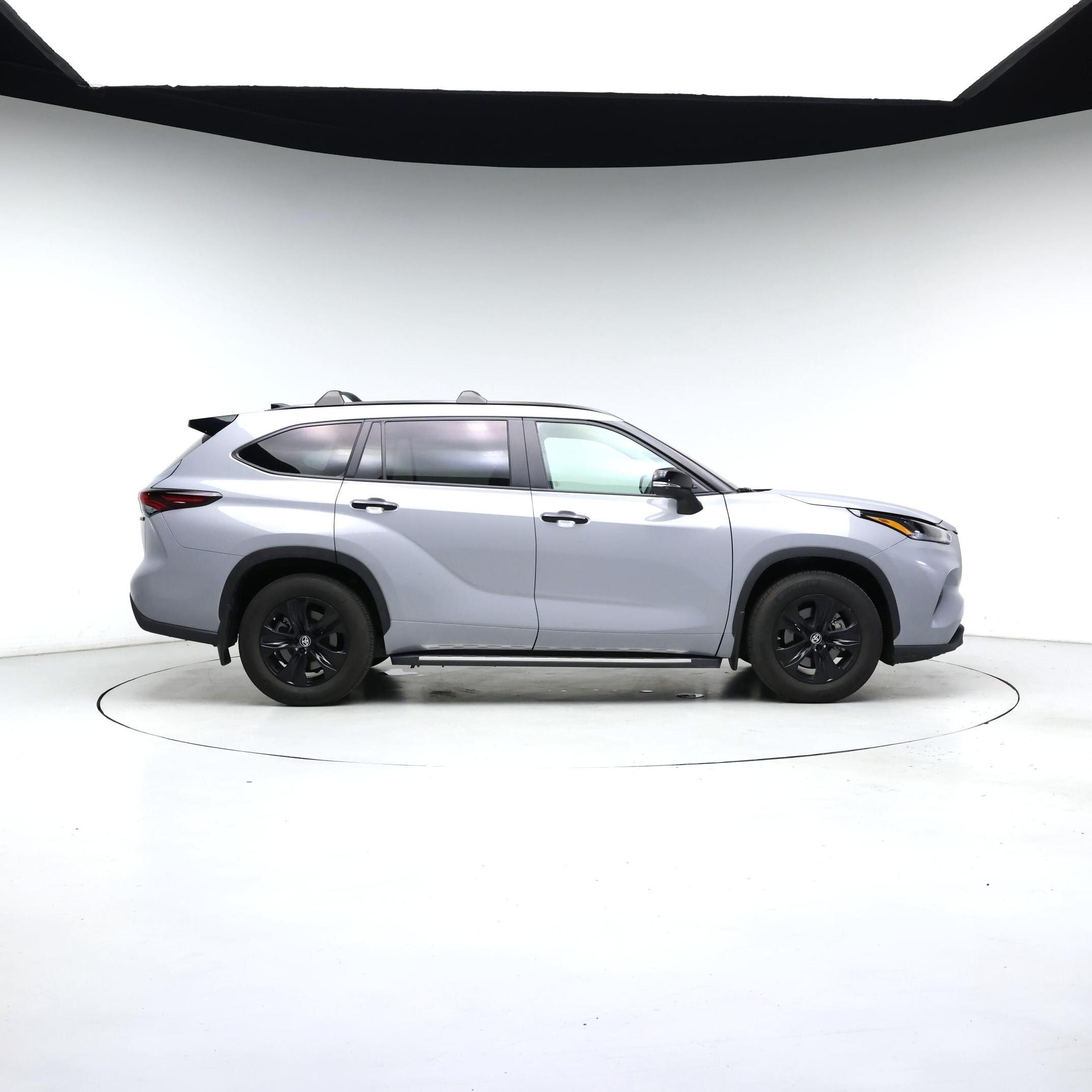 Thumbnail: 2024 Toyota Highlander - 7
