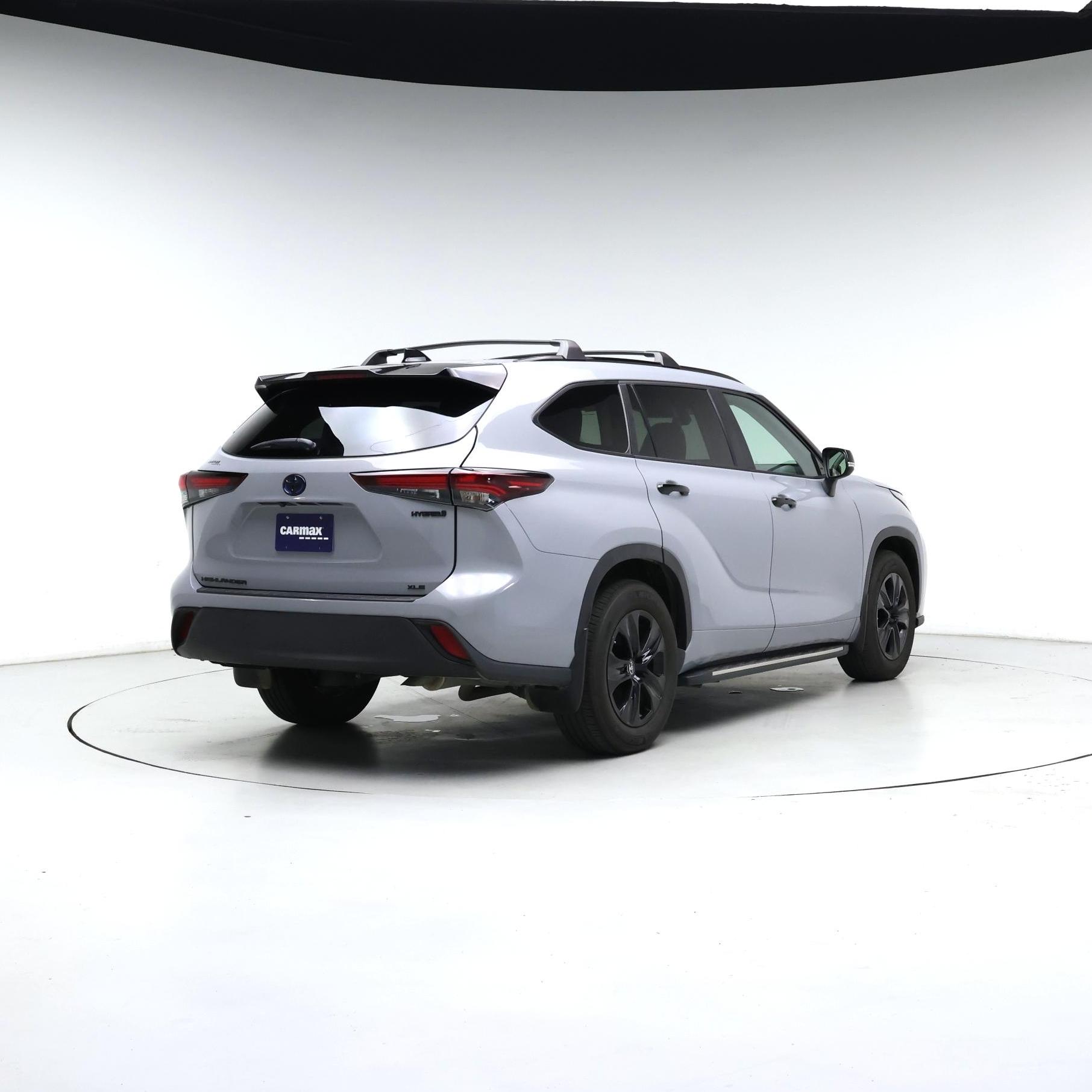 Thumbnail: 2024 Toyota Highlander - 8