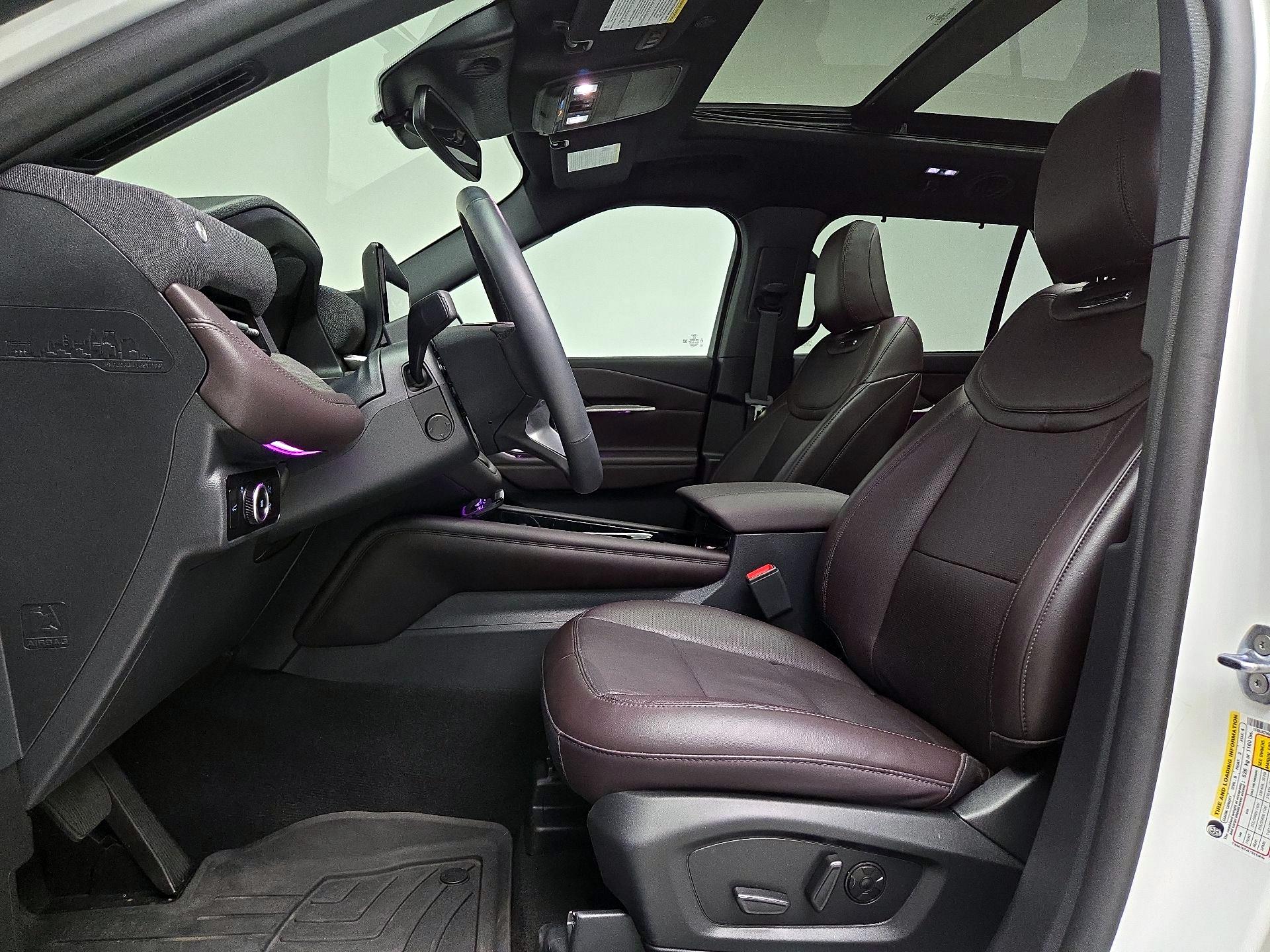 Thumbnail: 2025 Ford Explorer - 11
