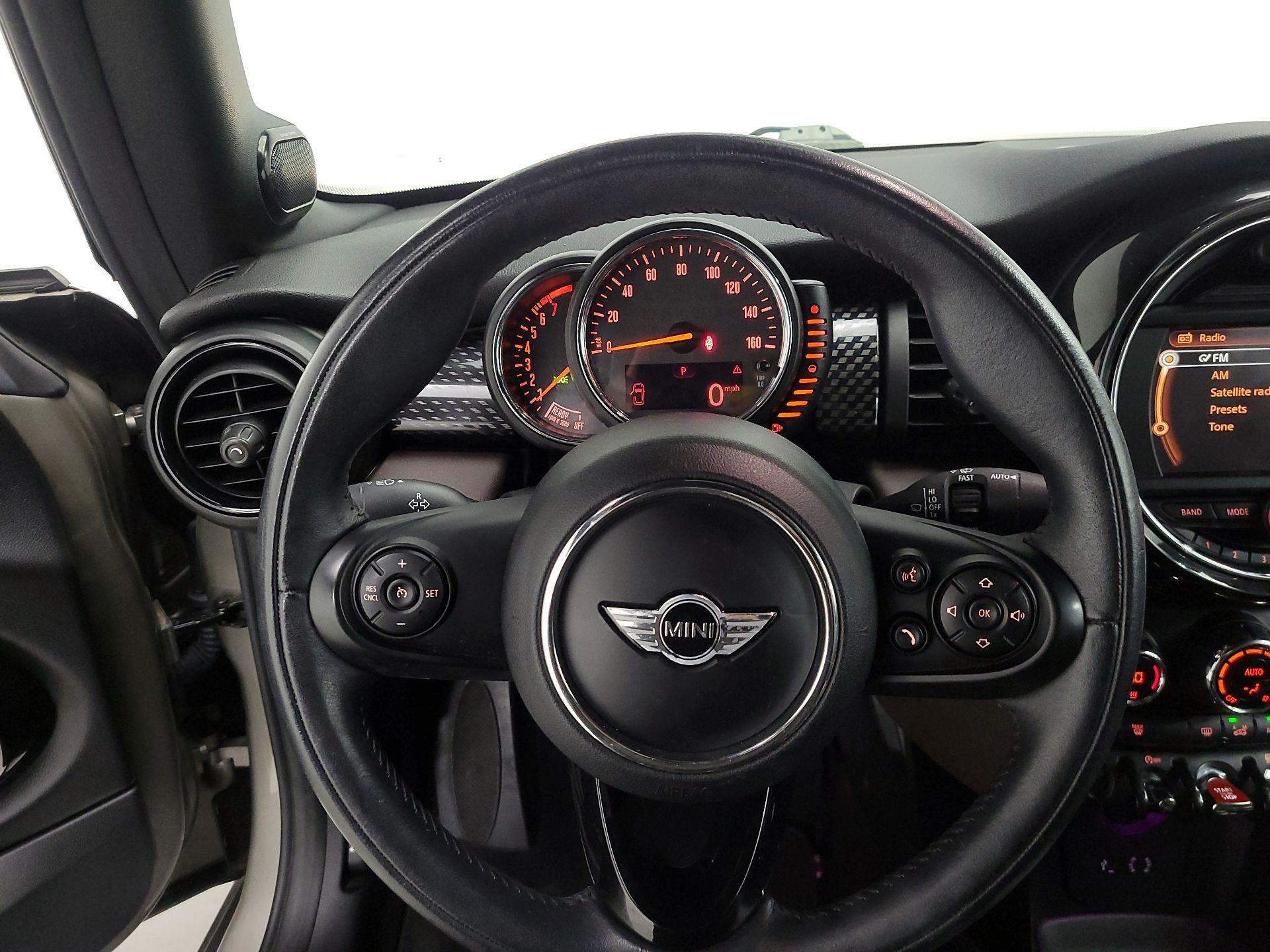 Thumbnail: 2016 MINI Cooper - 10