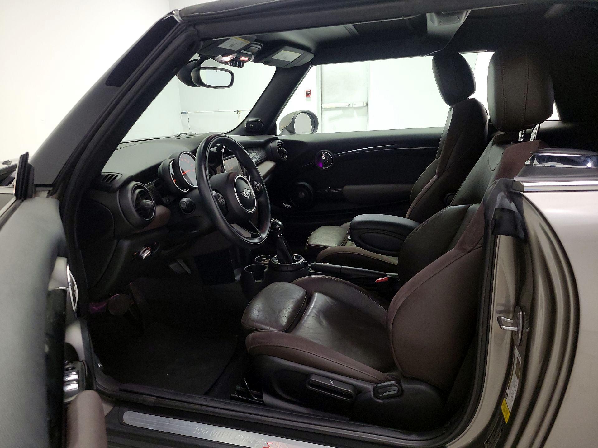Thumbnail: 2016 MINI Cooper - 11