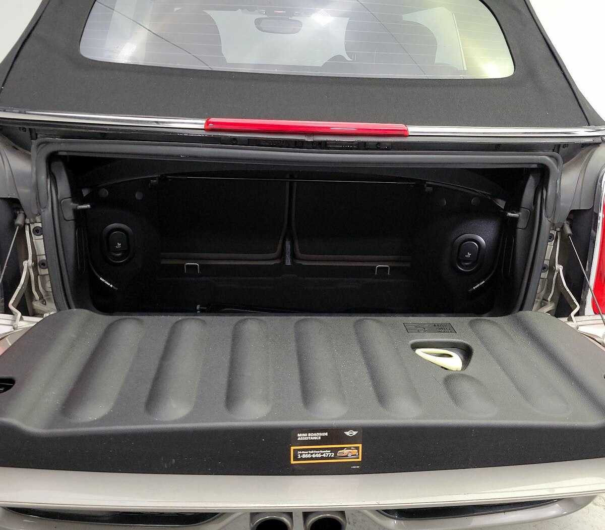 Trunk/Cargo (Seats Up)