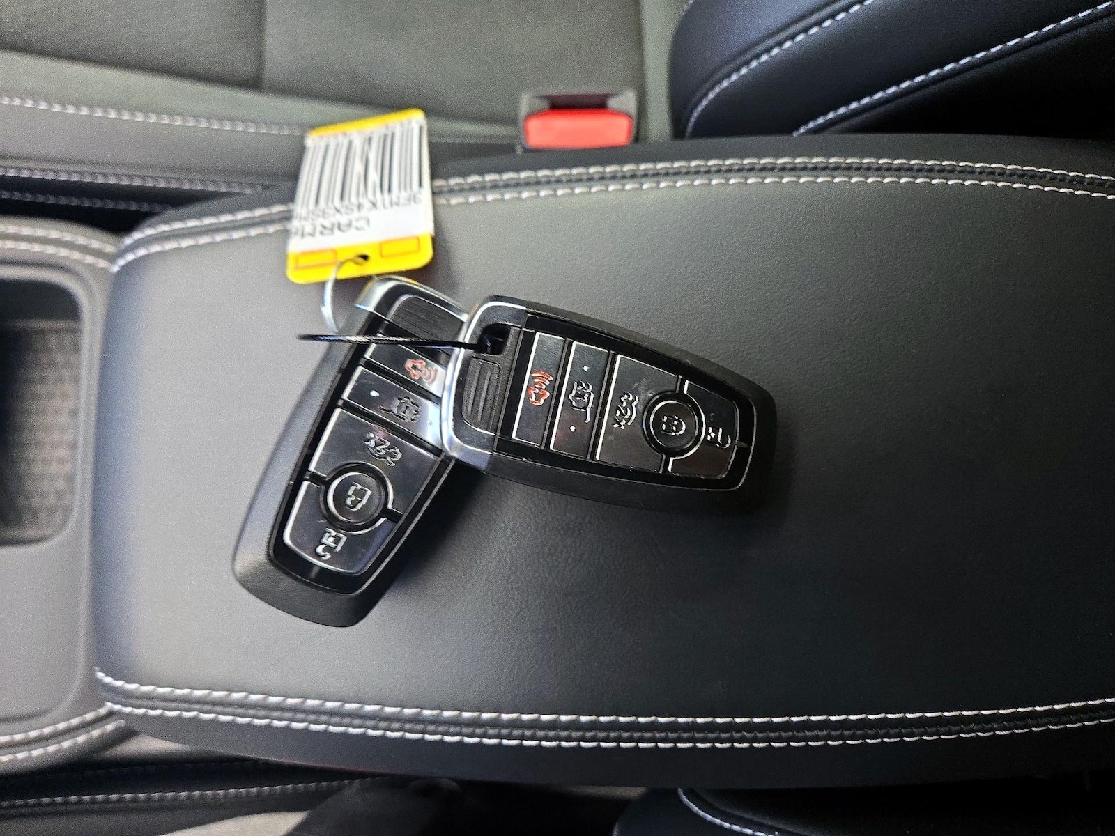 2025 Ford Mustang Mach-E GT AWD - Photo 24