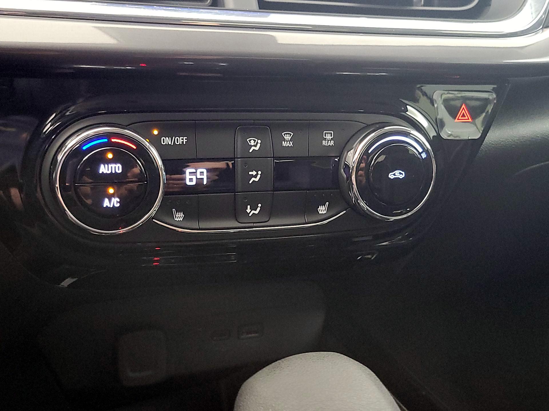 Thumbnail: 2026 Chevrolet Trax - 16