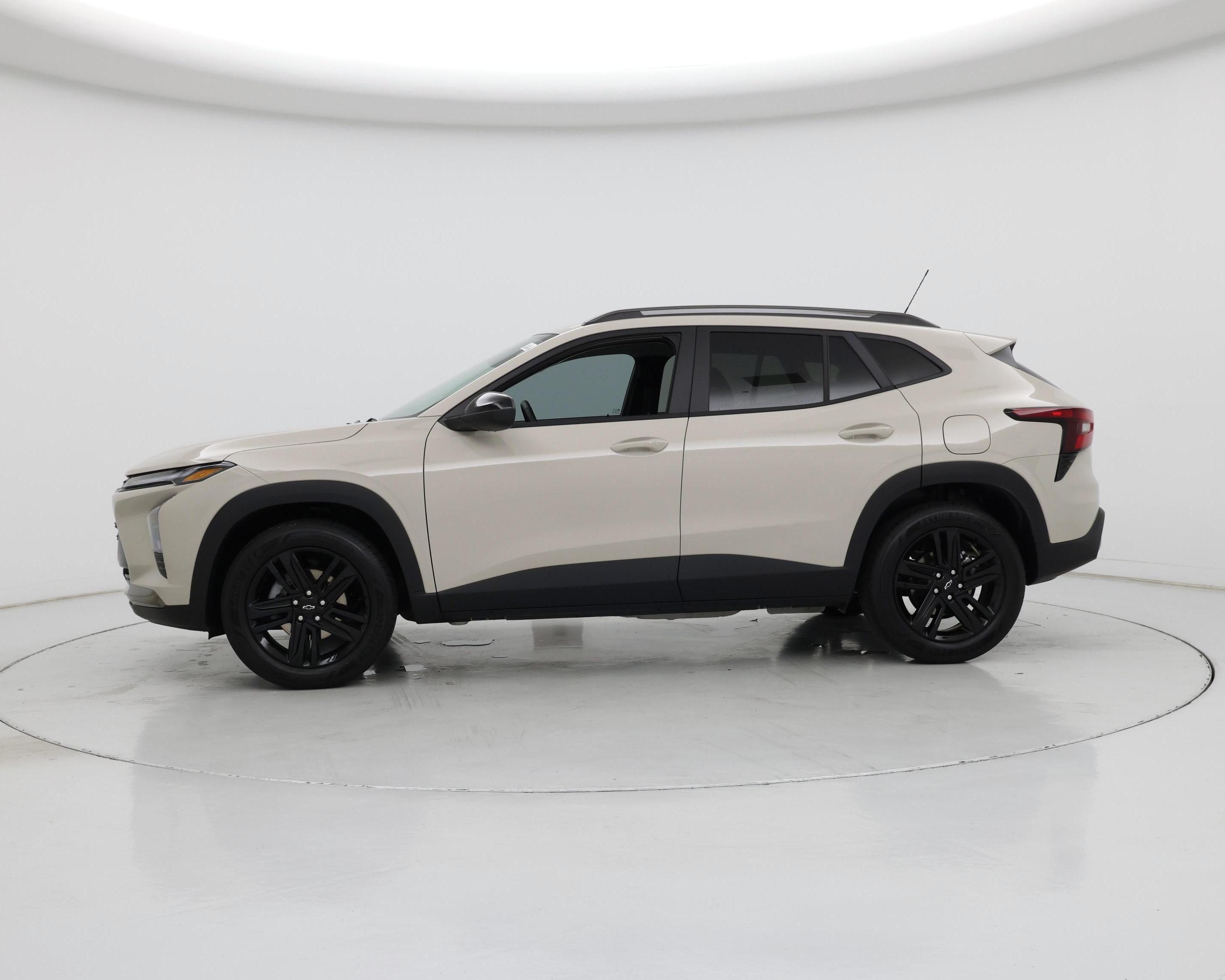 Thumbnail: 2026 Chevrolet Trax - 3