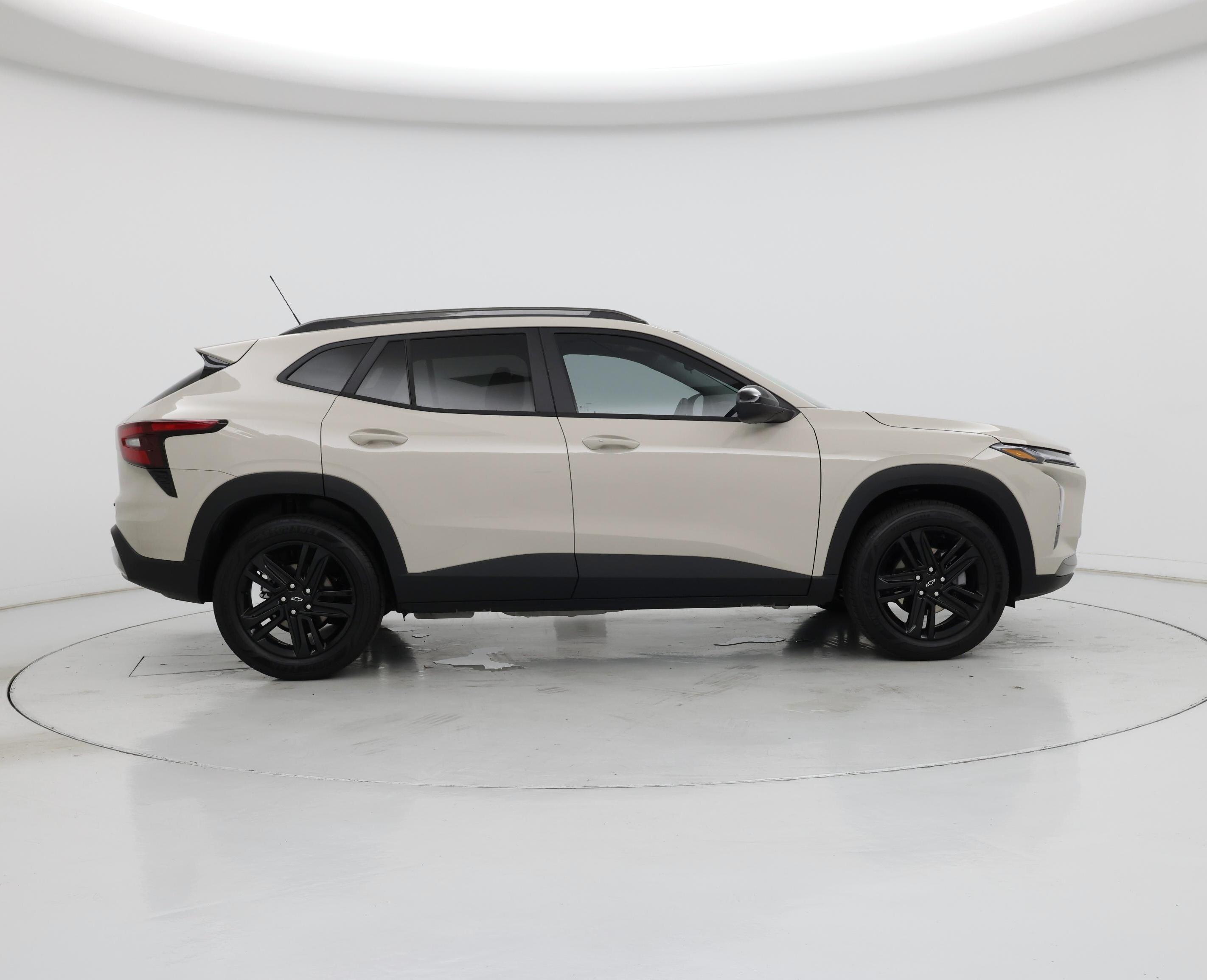 Thumbnail: 2026 Chevrolet Trax - 7